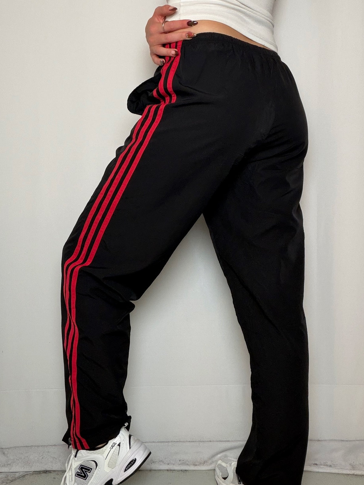 Jogging noir et rouge Adidas M/L vintage