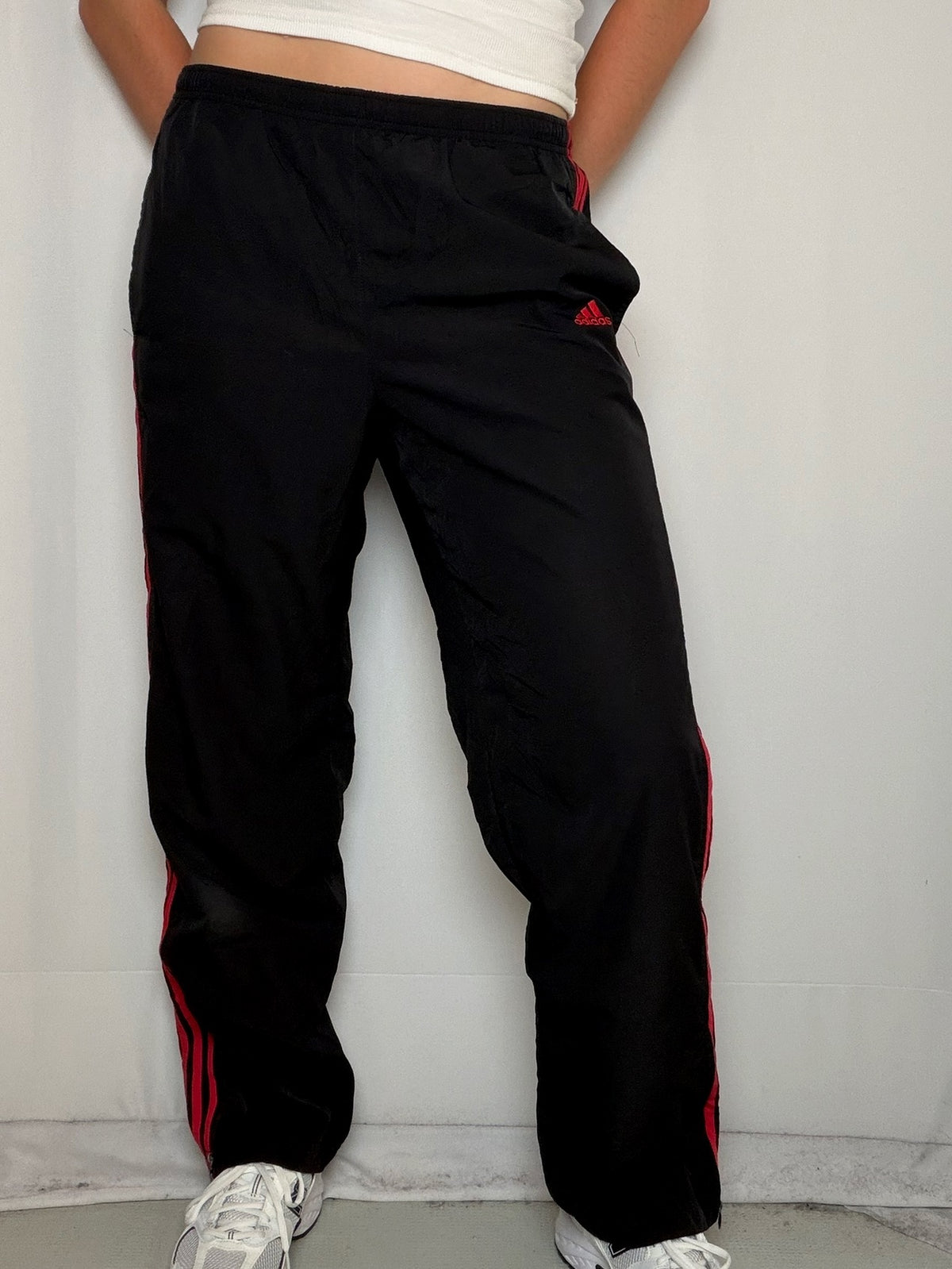 Jogging noir et rouge Adidas M/L vintage