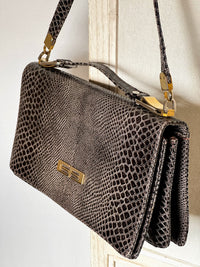 Vintage Tasche aus geprägtem Glattleder
