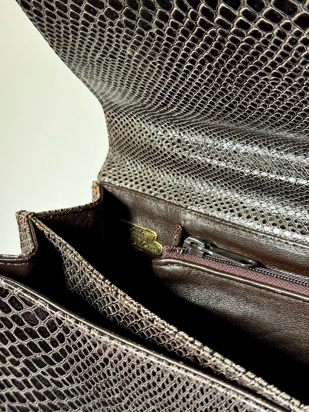 Vintage Tasche aus geprägtem Glattleder
