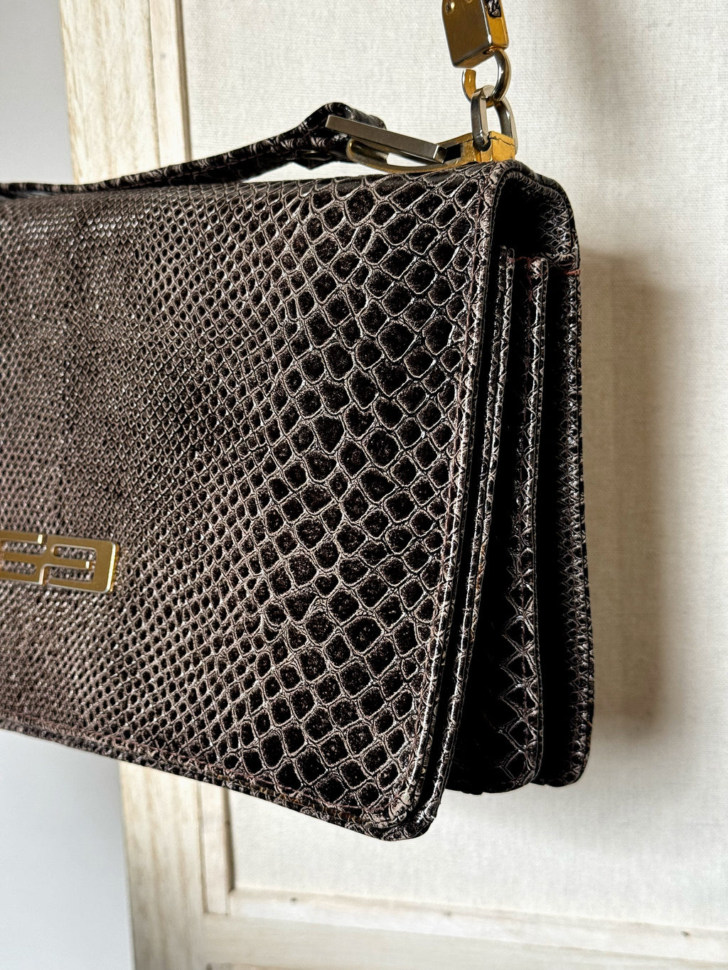 Vintage Tasche aus geprägtem Glattleder