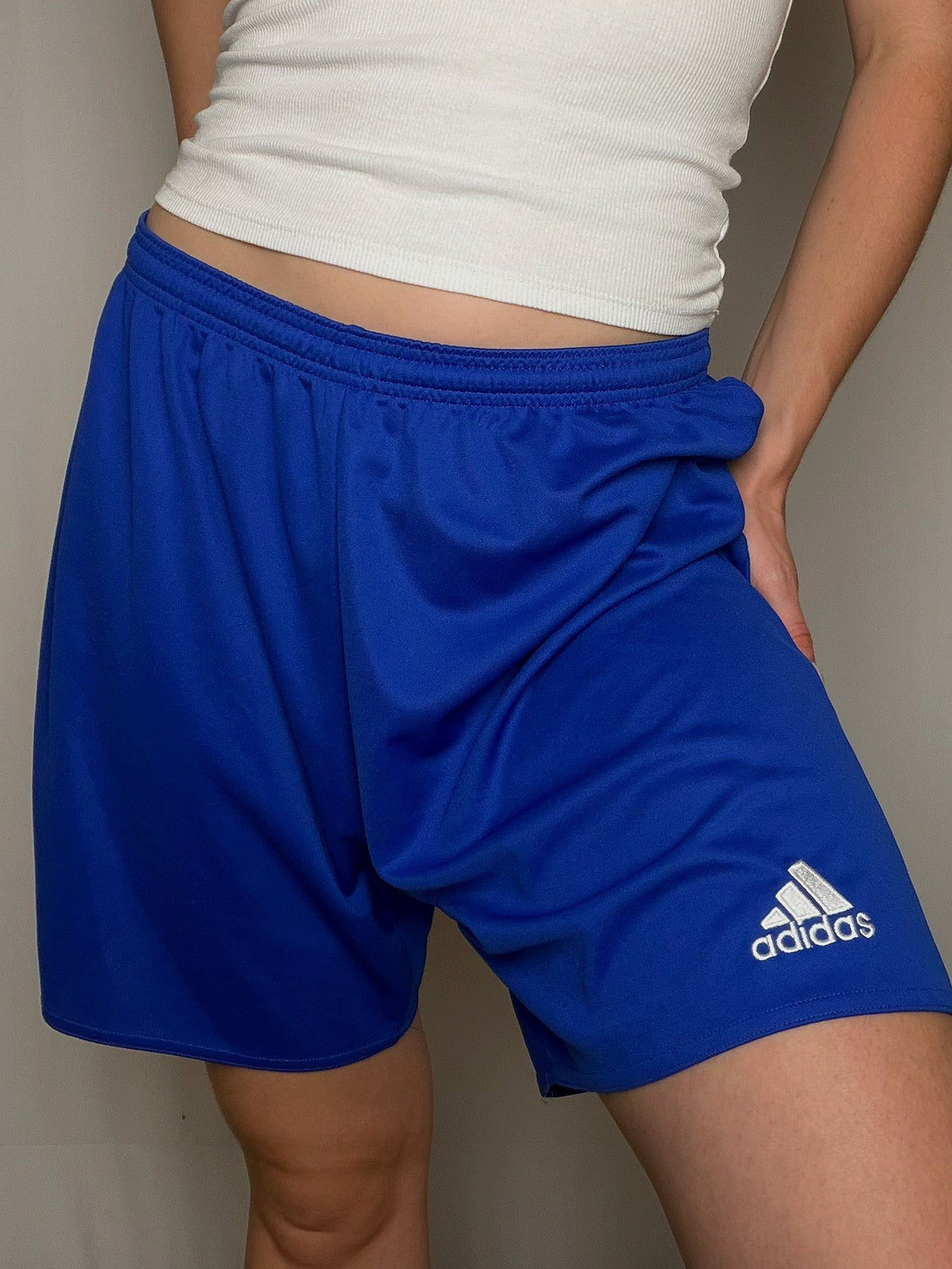 Short de sport bleu Adidas L vintage