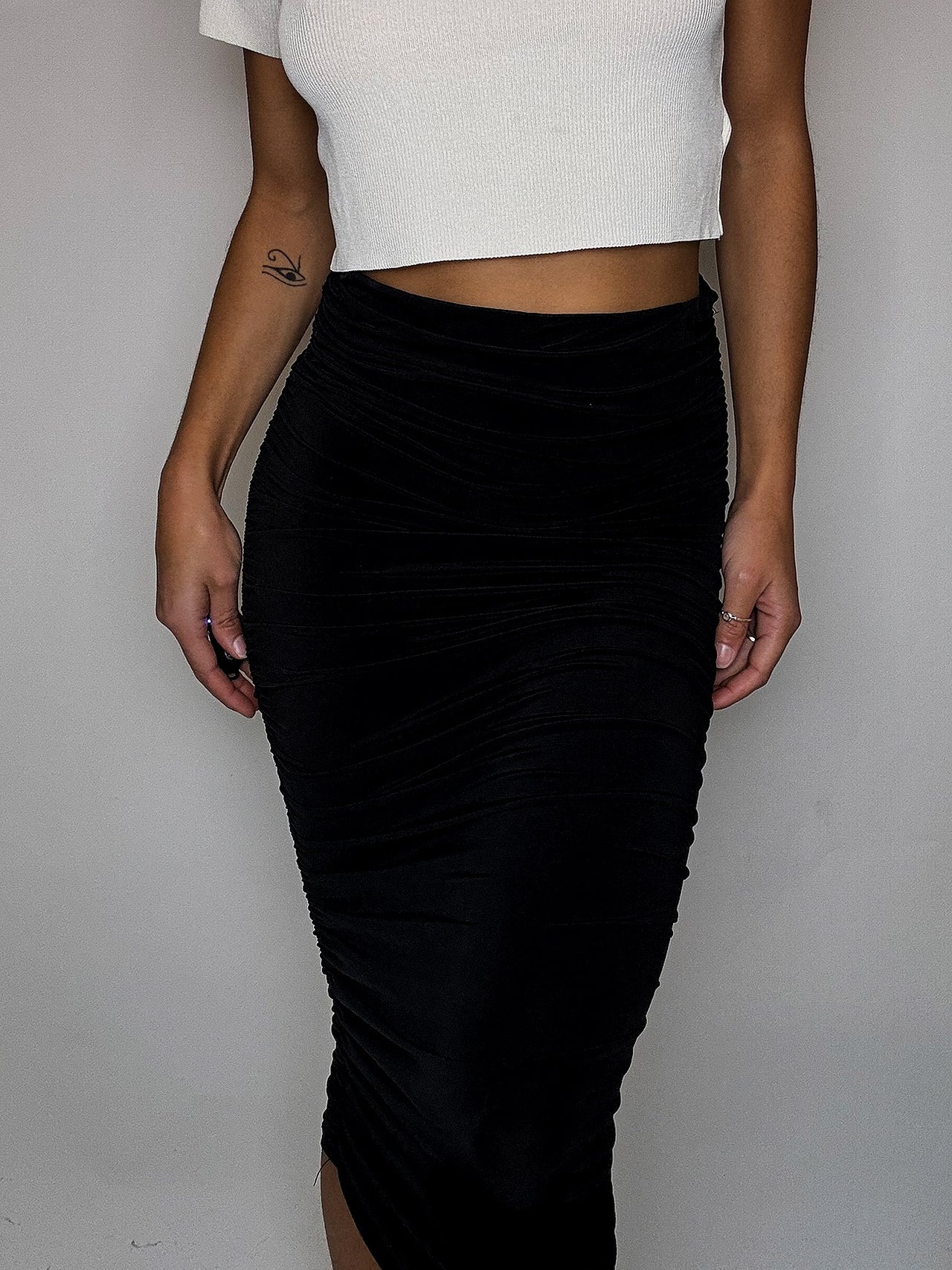 Jupe mi longue tube noire S vintage