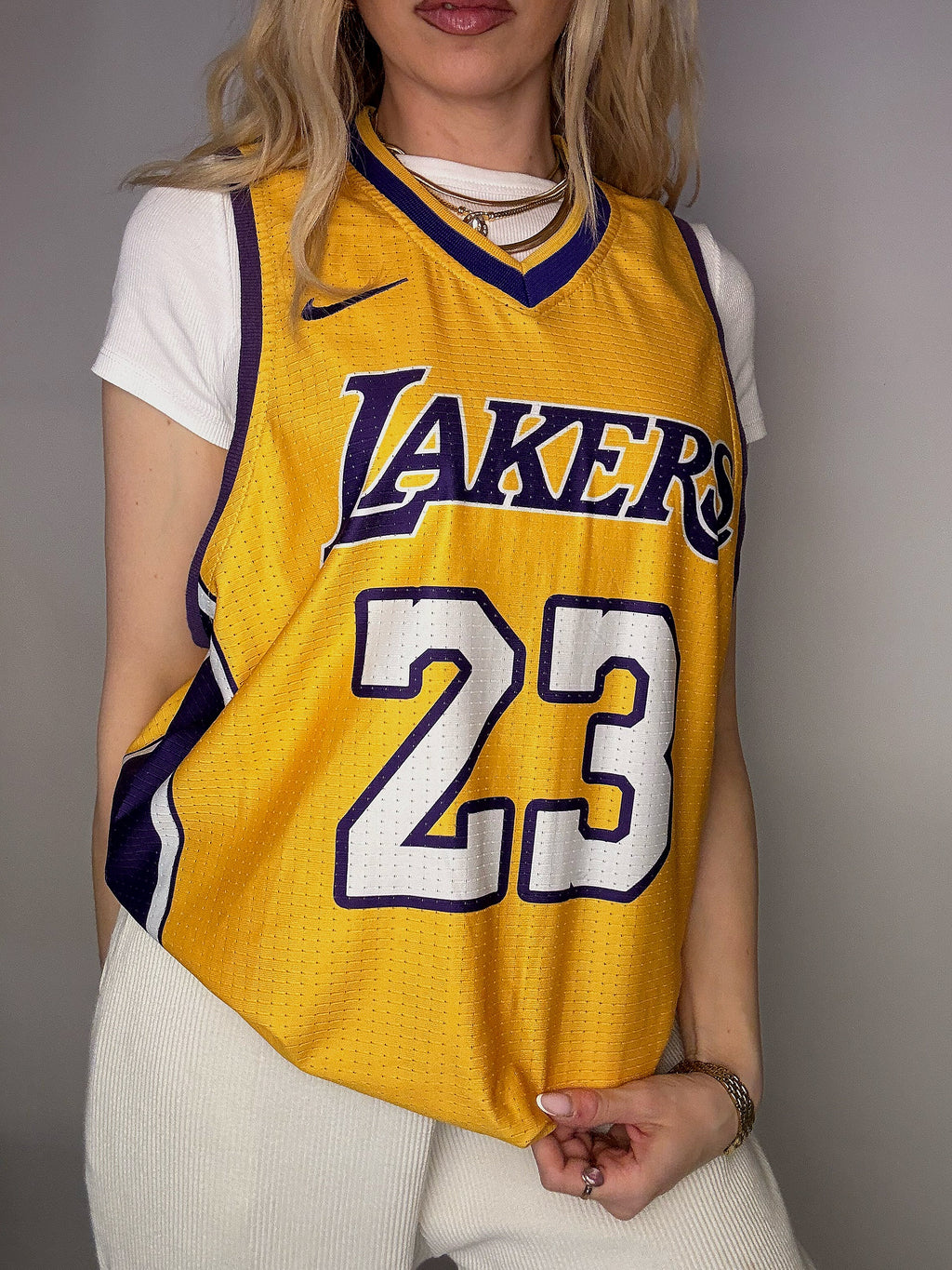 Gelbes NIKE x LAKERS Basketballtrikot S