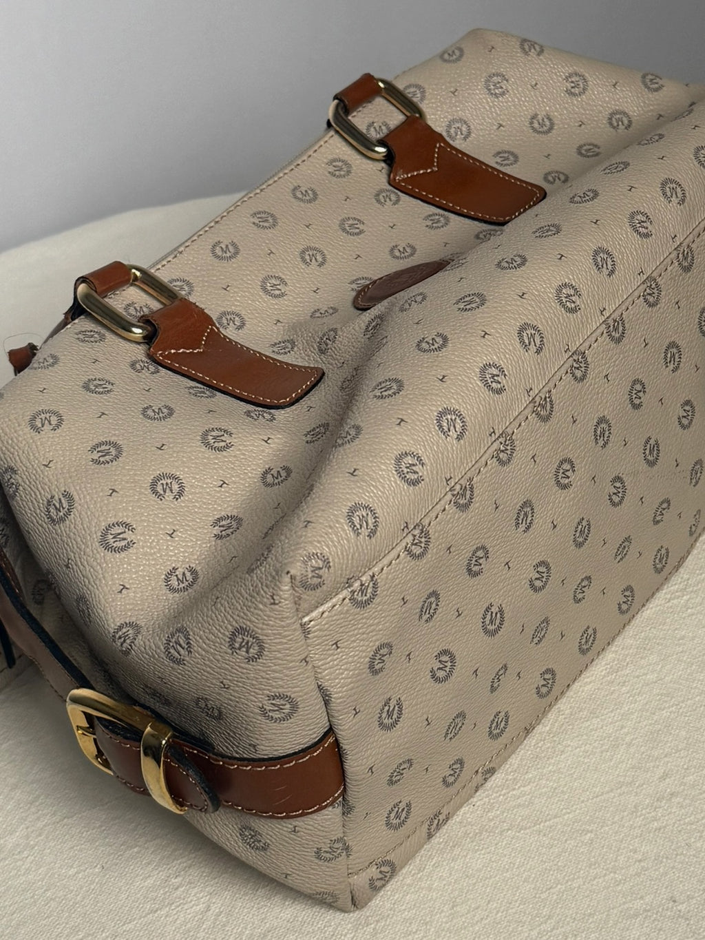 Sac à main en cuir imprimé crème vintage