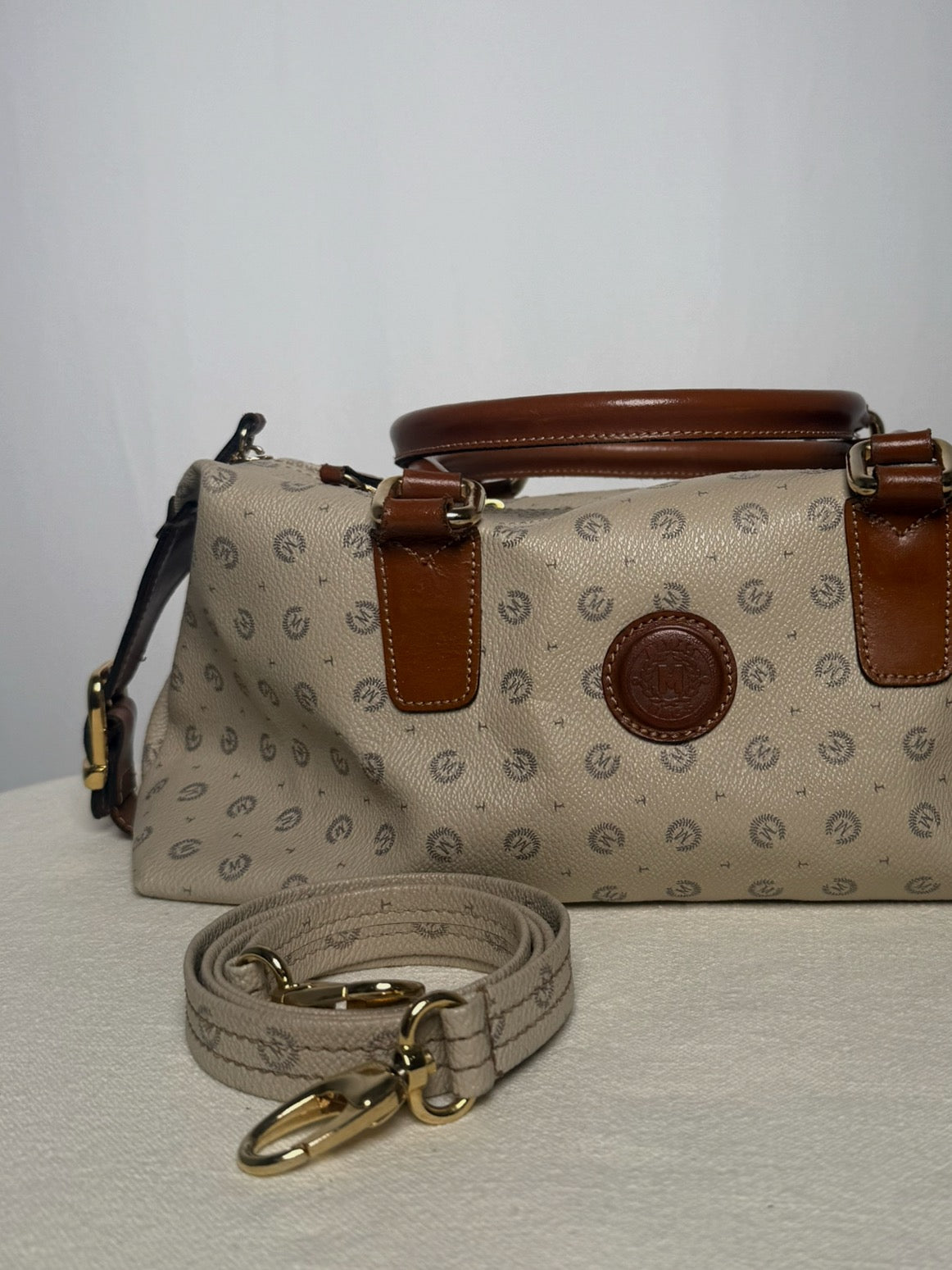 Sac à main en cuir imprimé crème vintage