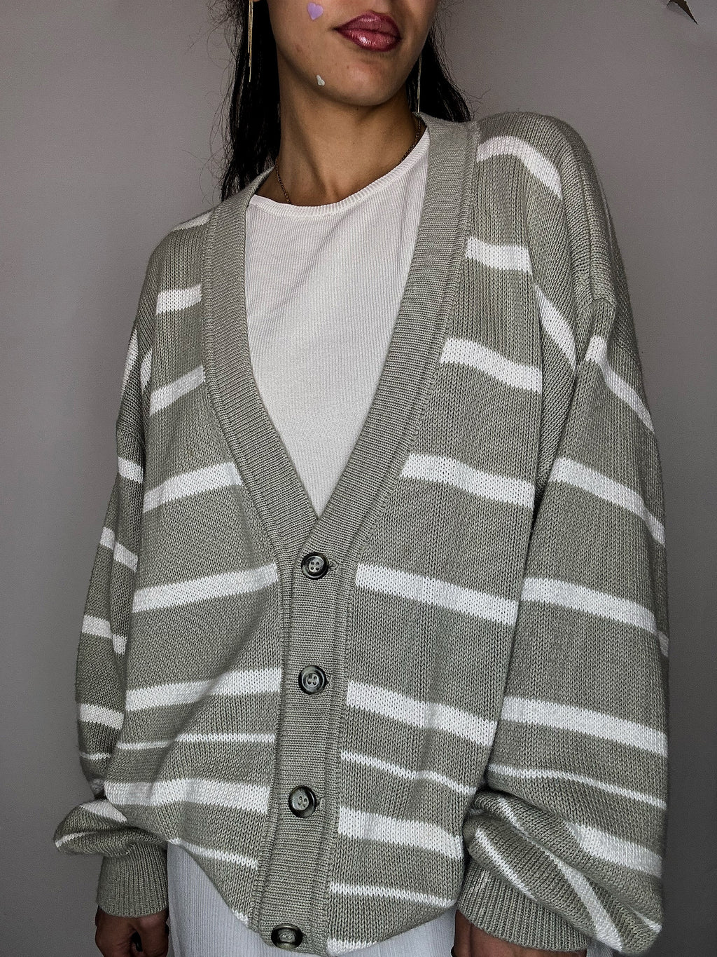 Vintage-Strickjacke mit salbei-weißen Streifen, Größe L/XL