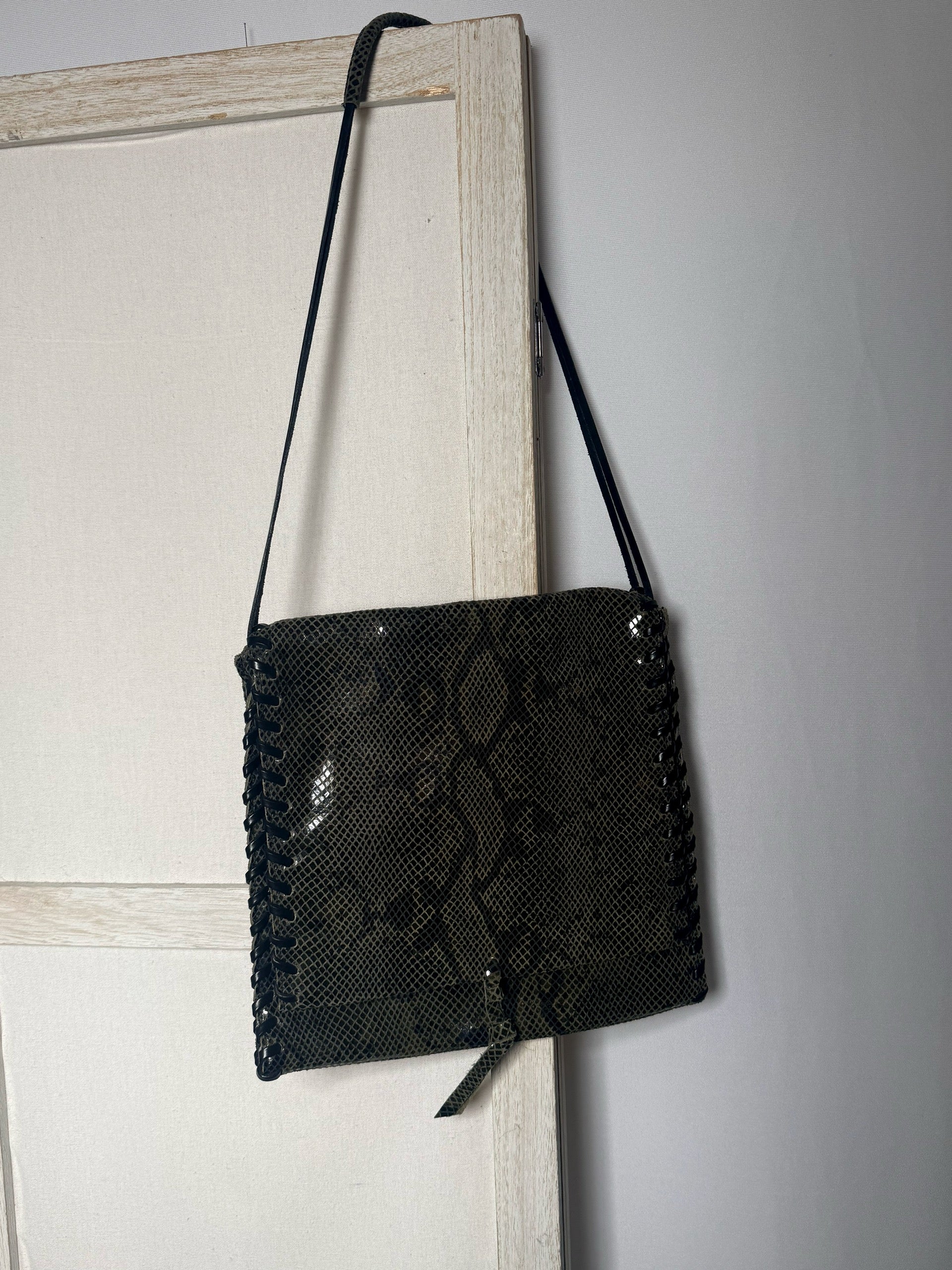 Sac bandoulière effet serpent vert vintage