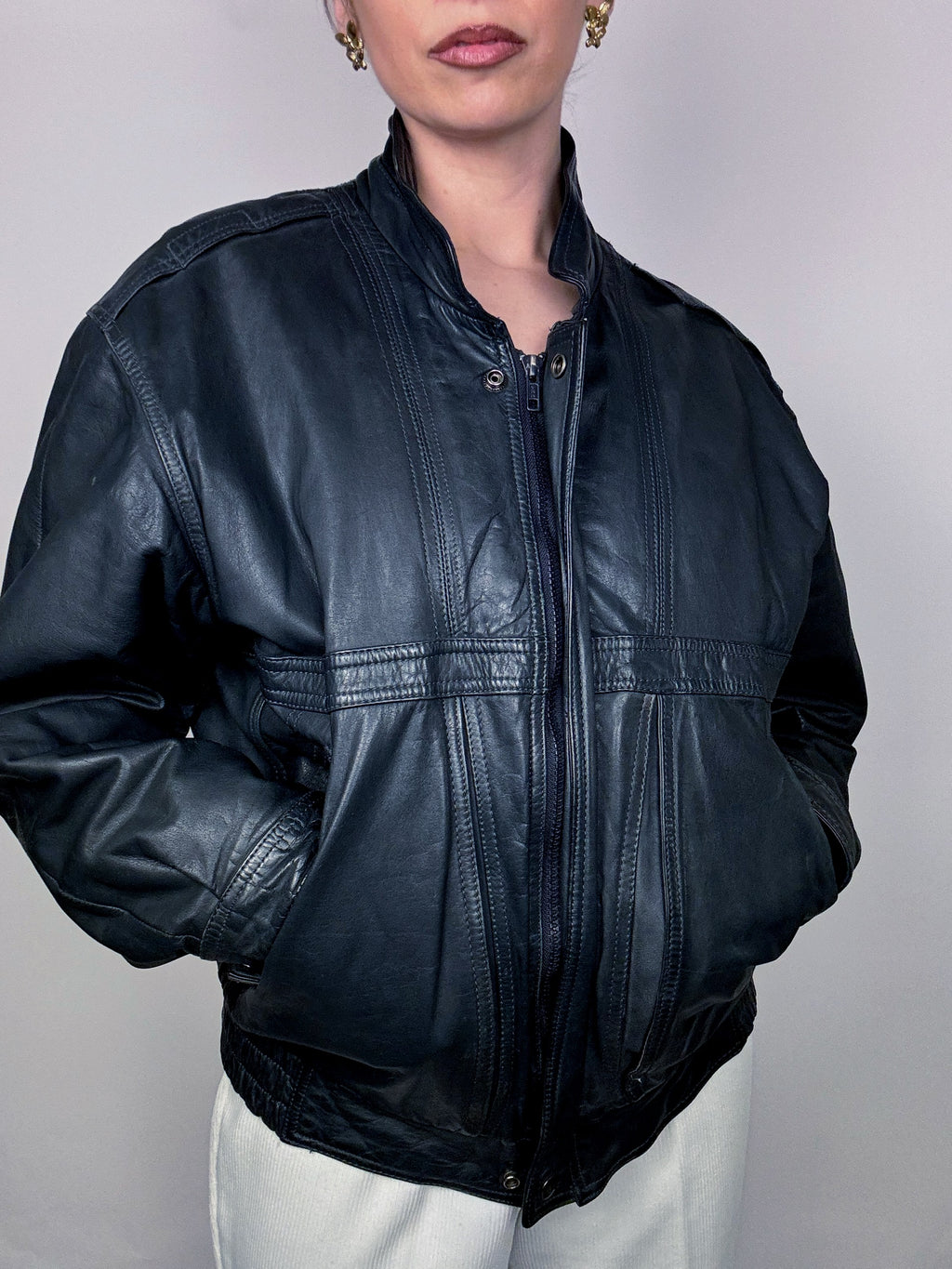 Vintage M blue-black aviator-style leather jacket