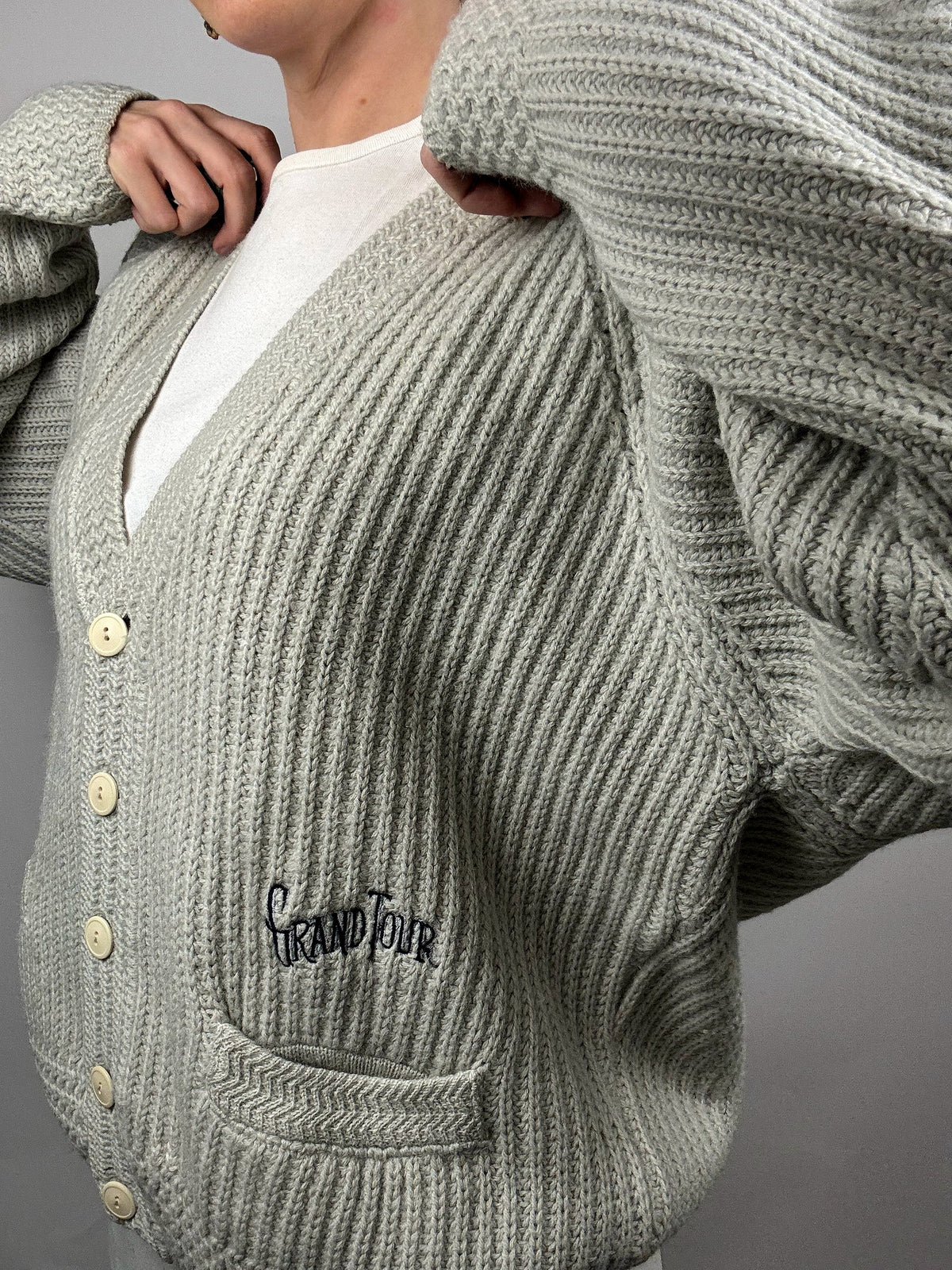 Vintage pocket knit cardigan