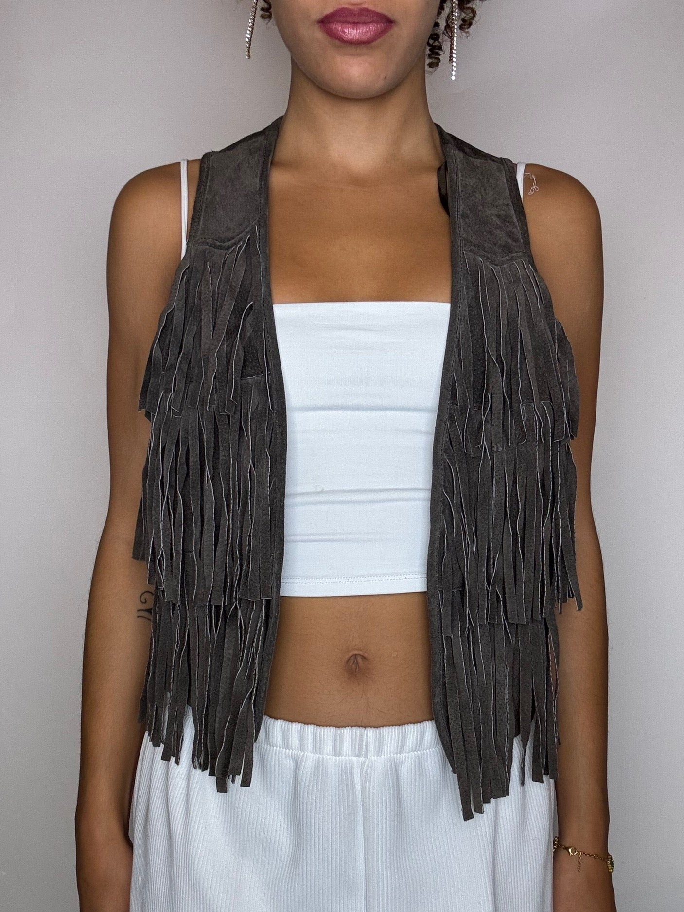 Gilet à franges brun en daim S/M vintage