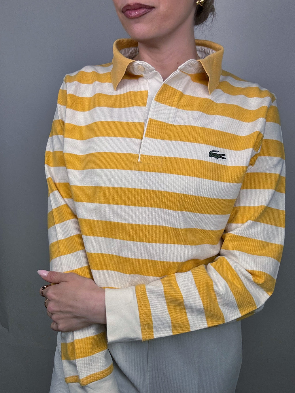 Polo manches longues rayé jaune et blanc LACOSTE M Vintage