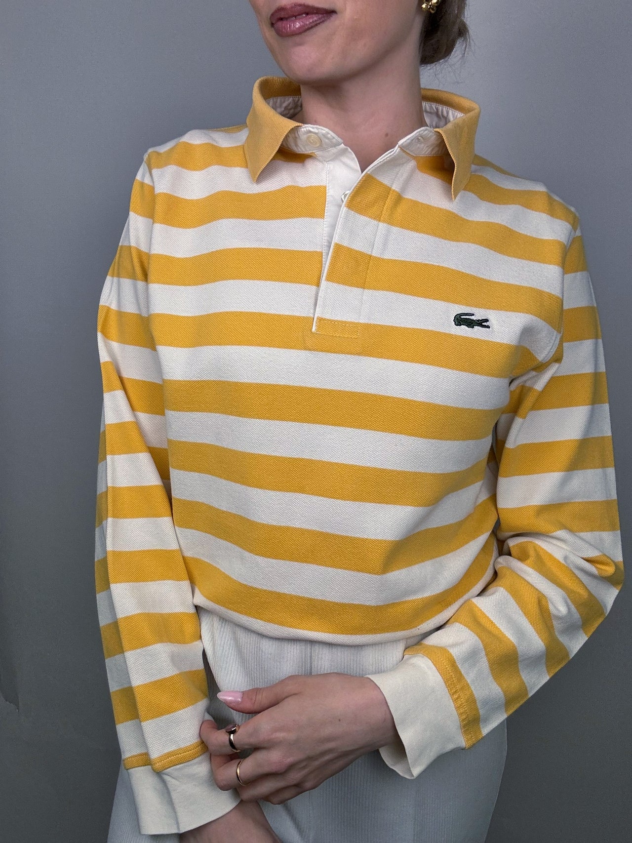 Polo manches longues rayé jaune et blanc LACOSTE M Vintage