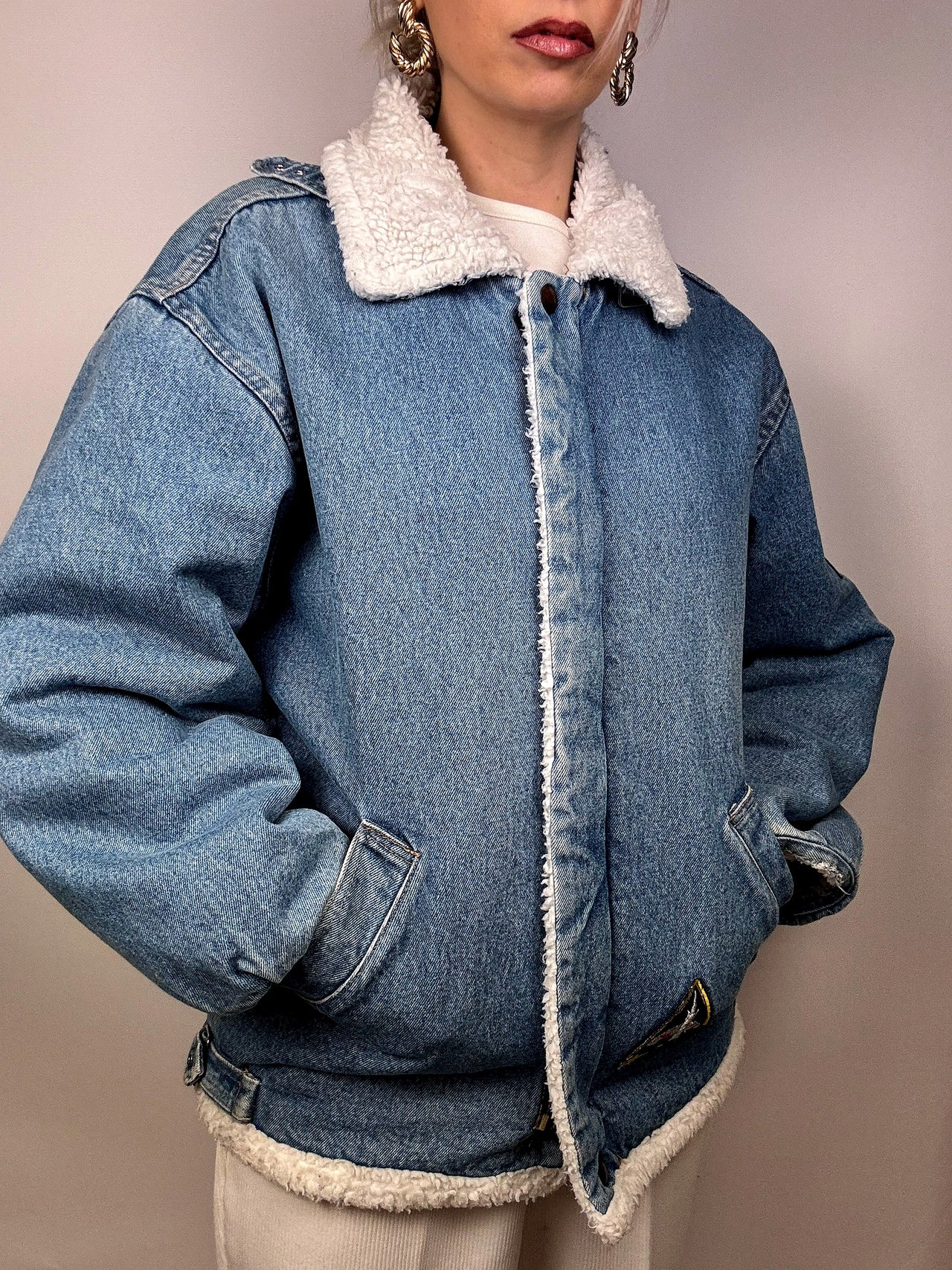 Veste en denim fourrée en bouclette vintage