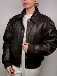 Vintage-Lederjacke im Fliegerstil