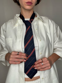 Cravate en soie vintage