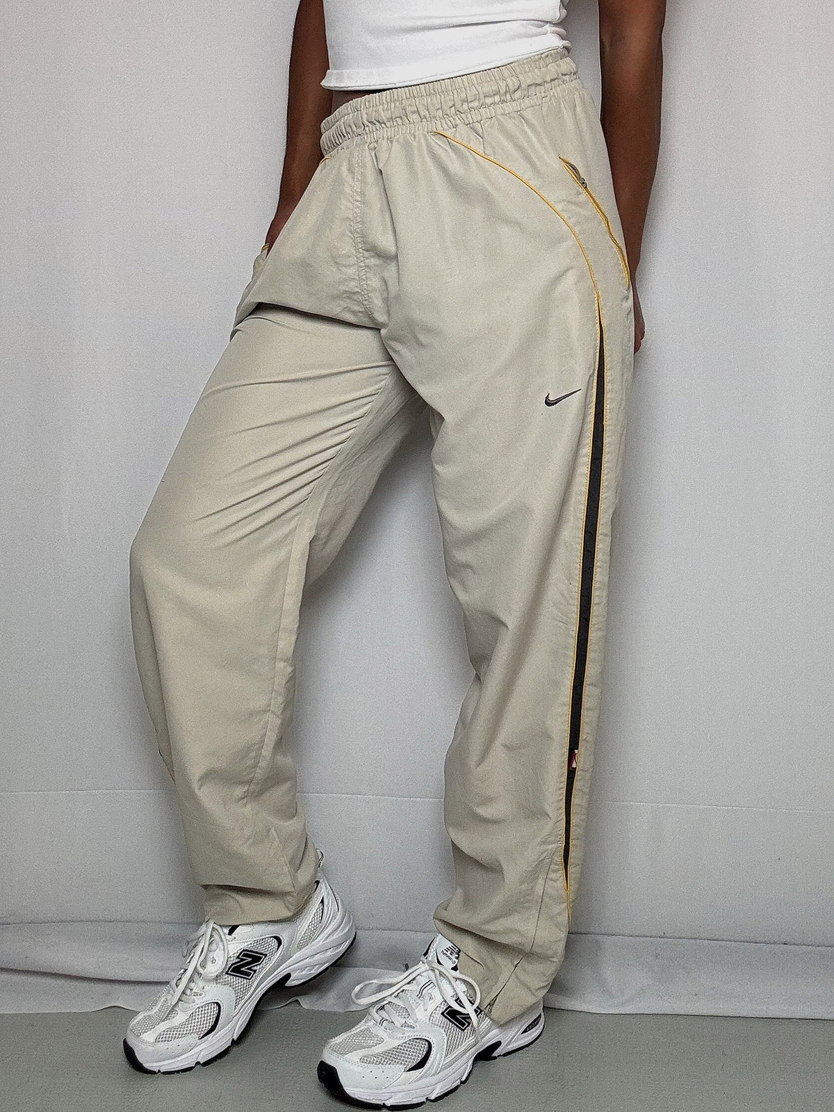 Pantalon beige Nike M vintage