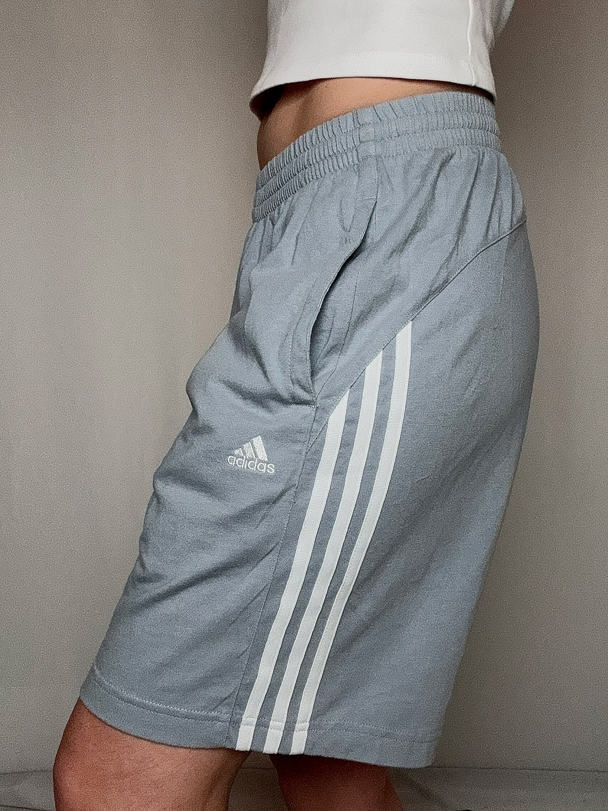 Short de sport gris adidas M vintage
