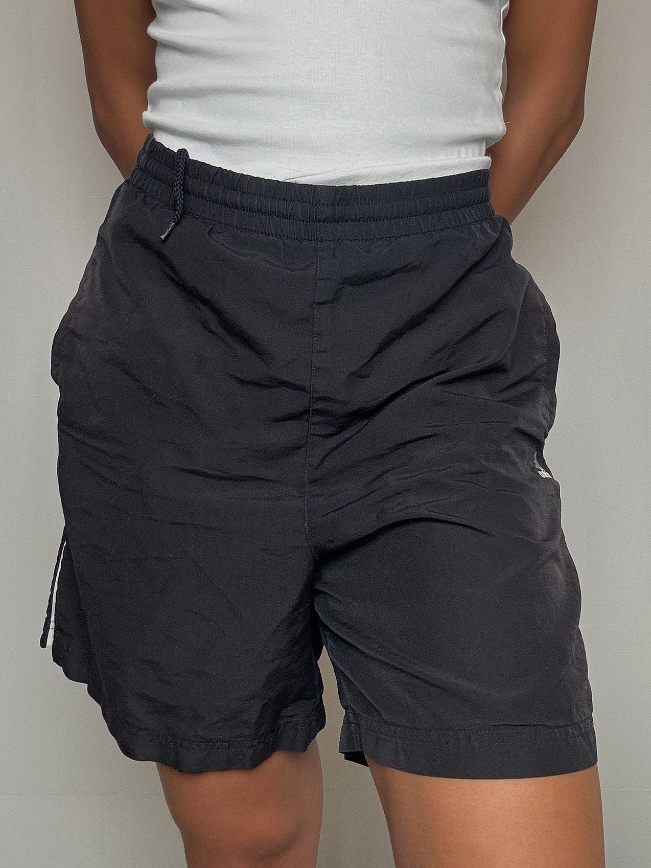 Short de sport noir Adidas L vintage