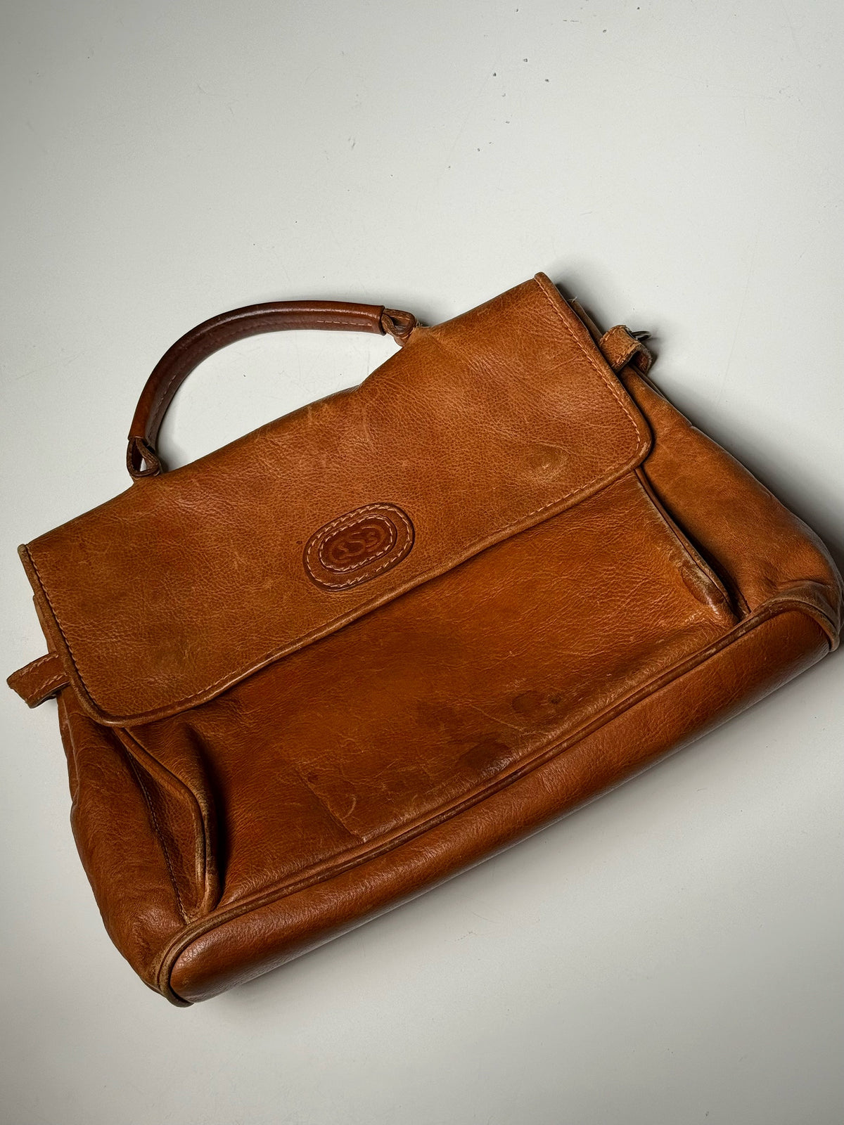 Vintage camel leather soft bag
