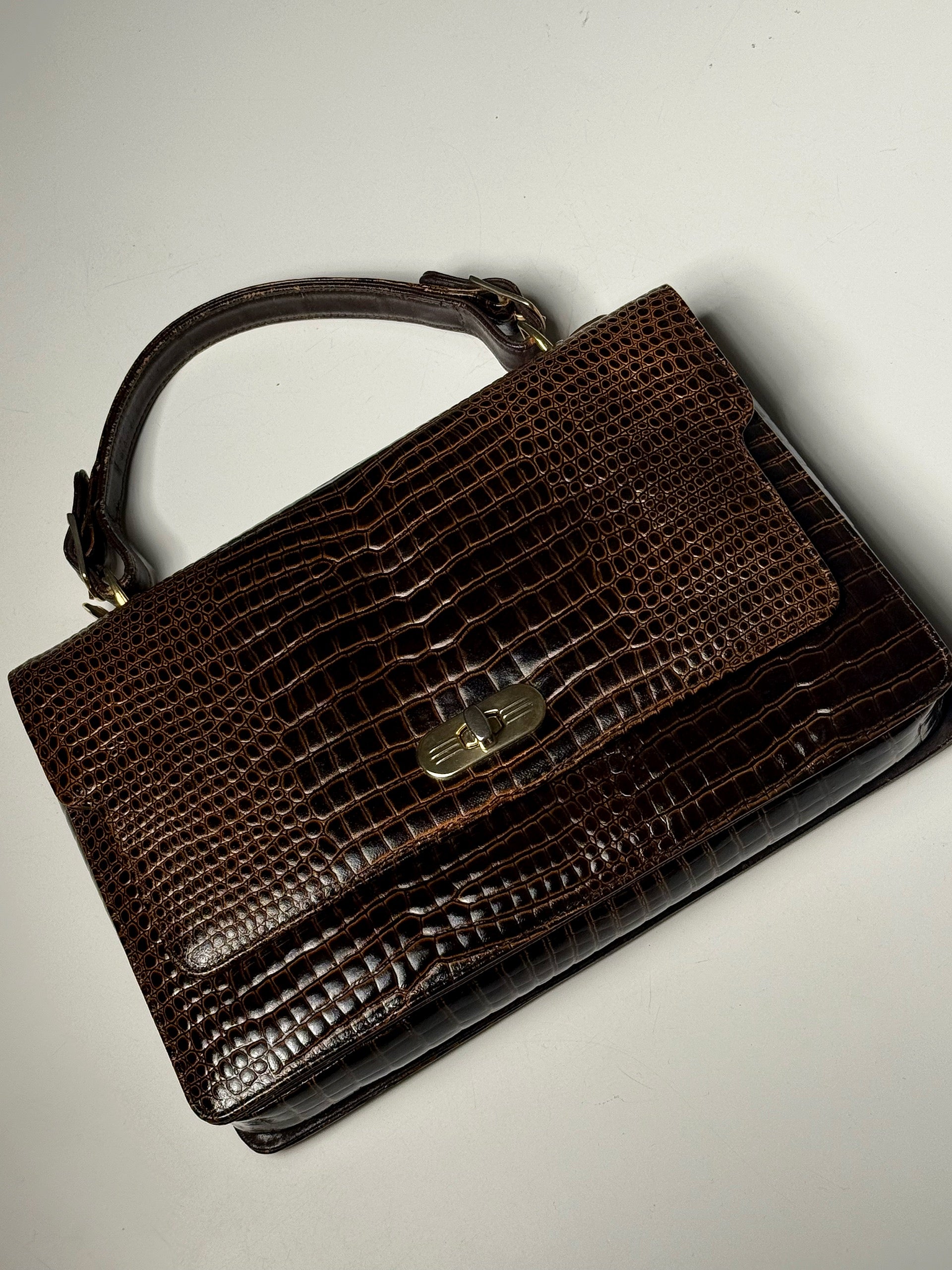 Vintage Ledertasche mit Prägung