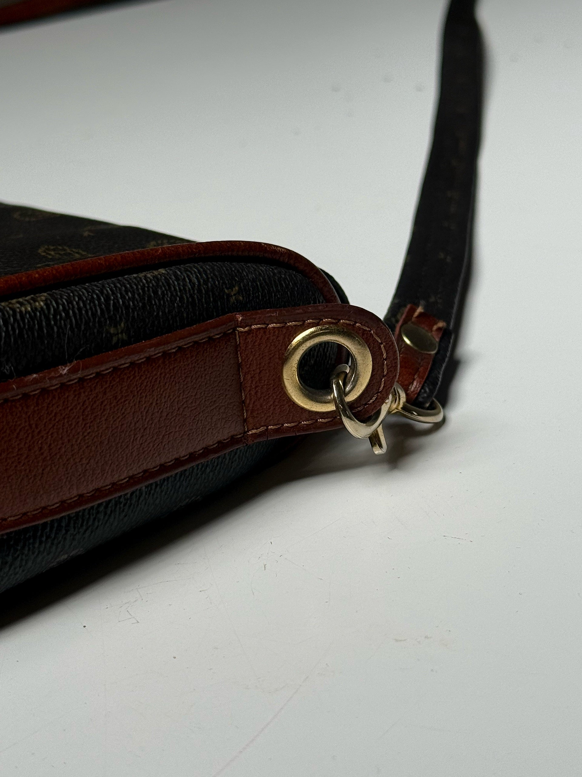 Vintage-Monogramm-Tasche