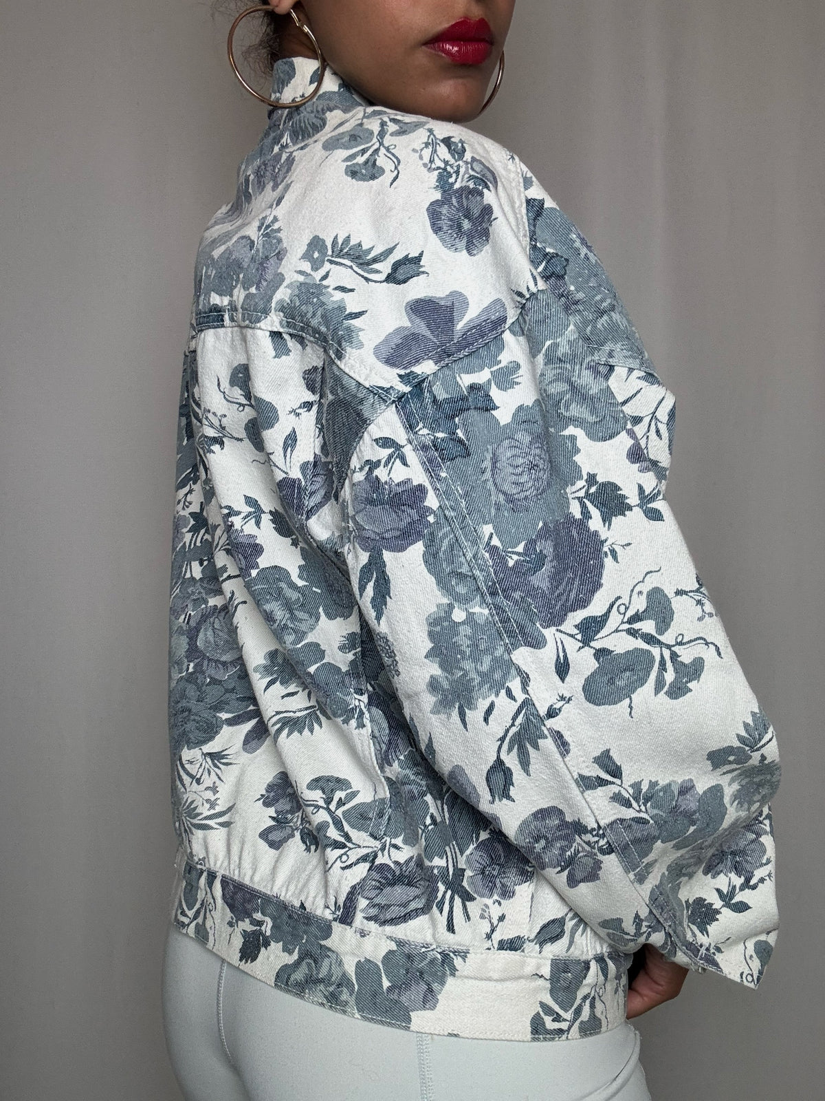 Veste en denim avec fleurs M vintage