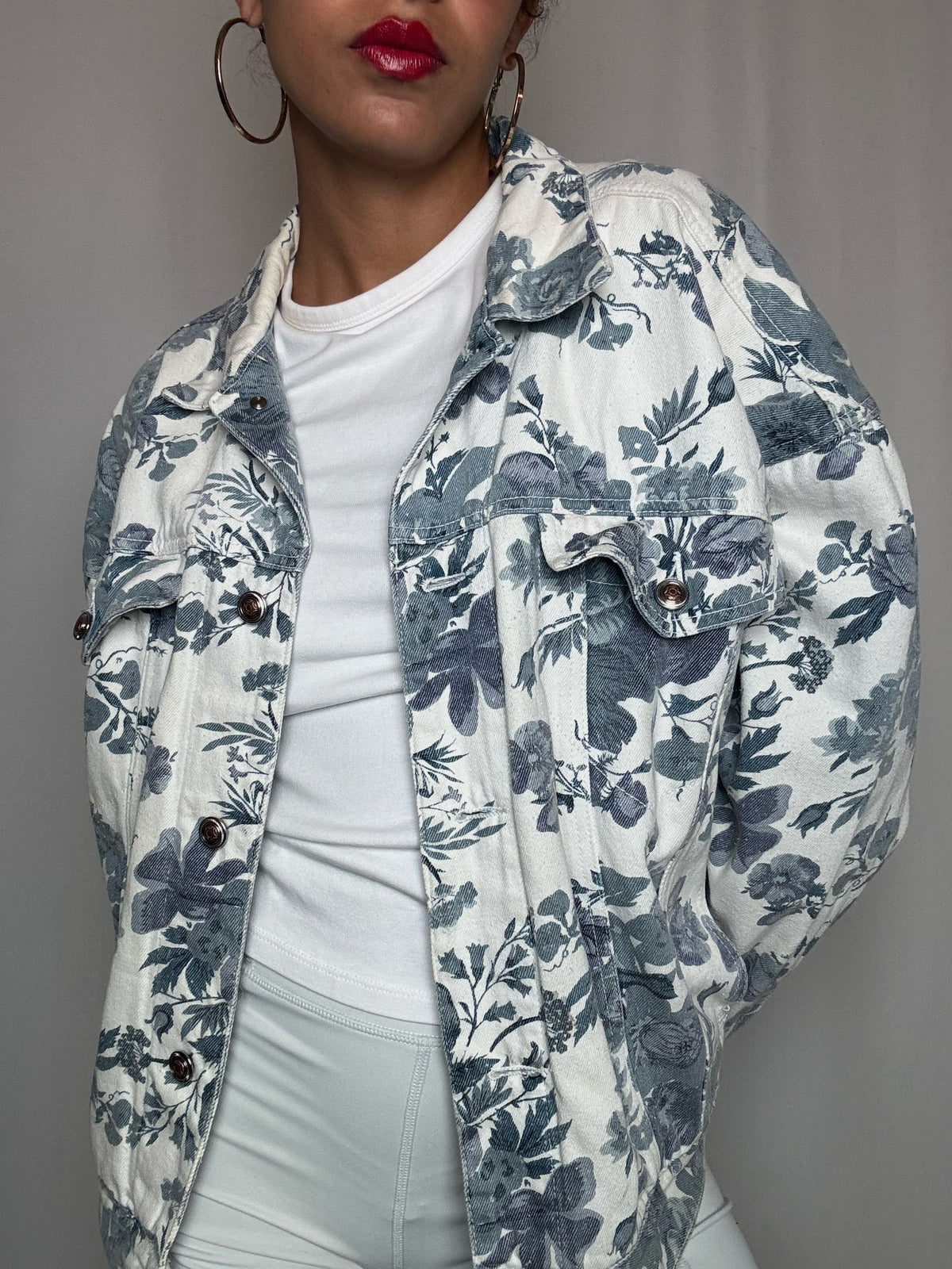 Veste en denim avec fleurs M vintage
