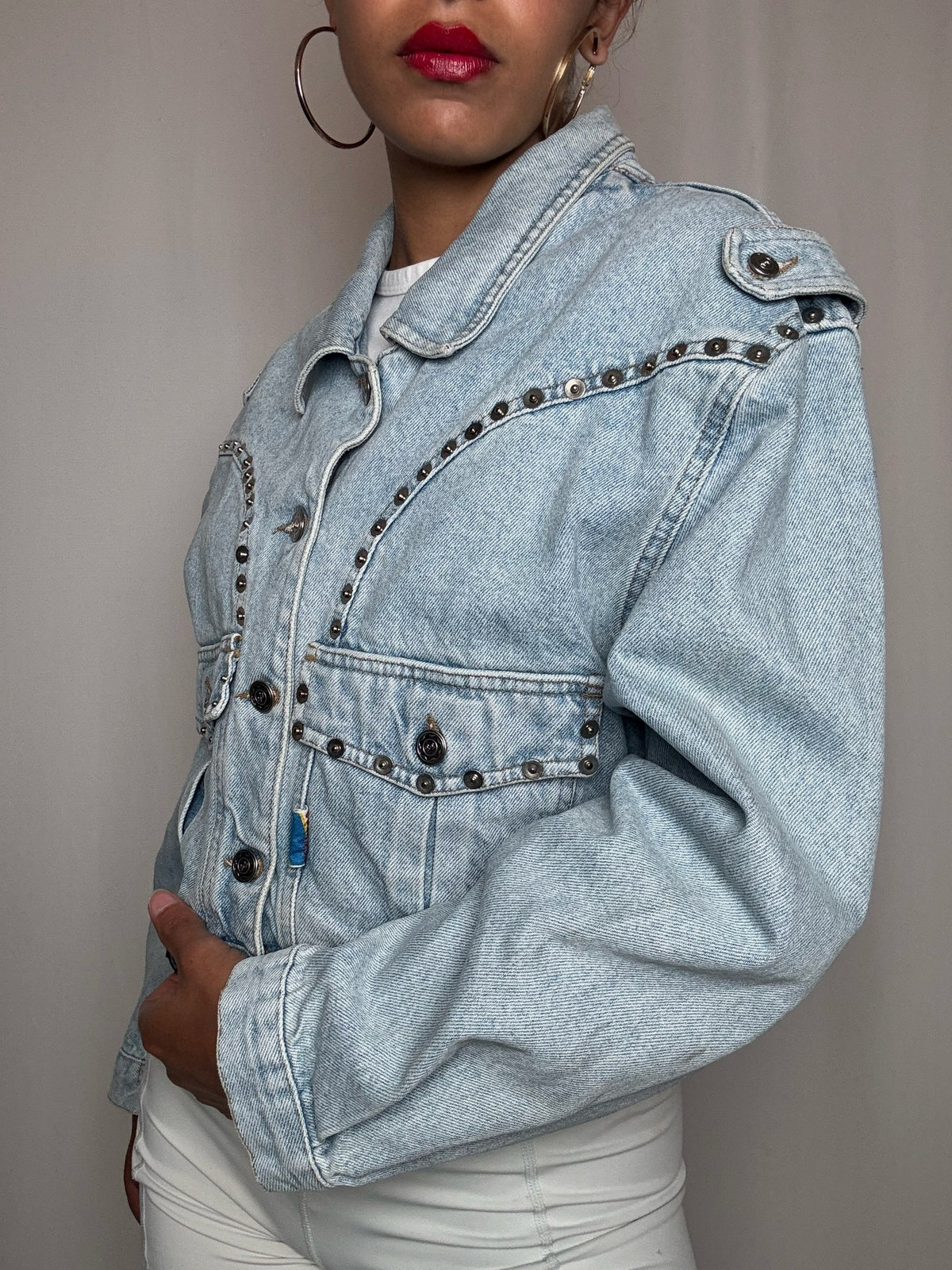 Veste en denim avec clous M vintage