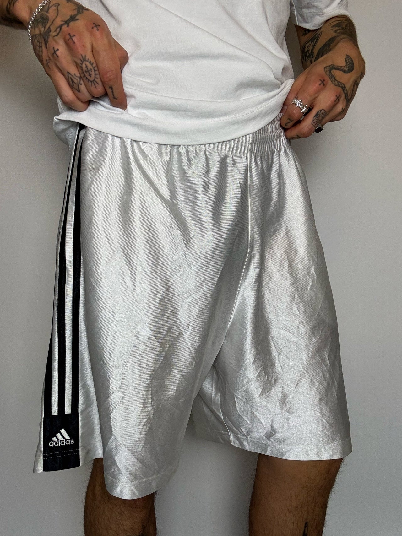 Short de sport blanc brillant ADIDAS L vintage