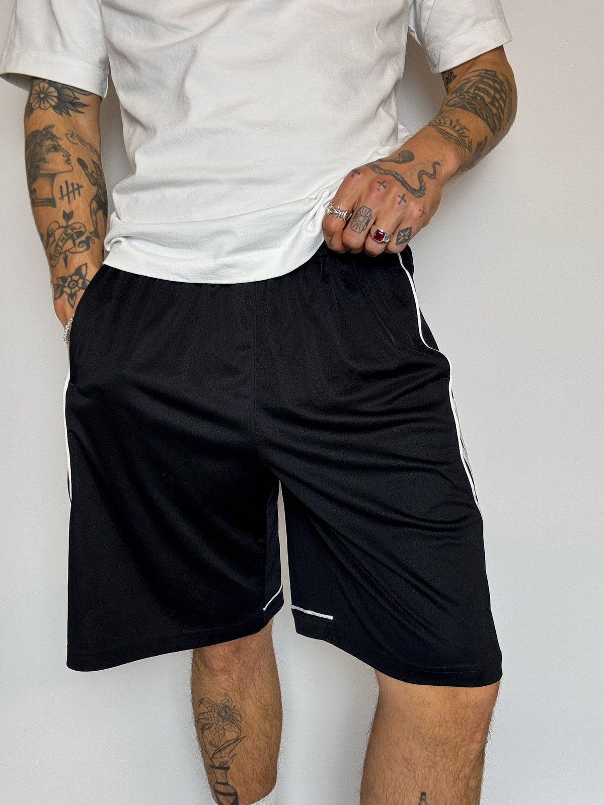 Short de sport noir ADIDAS L vintage