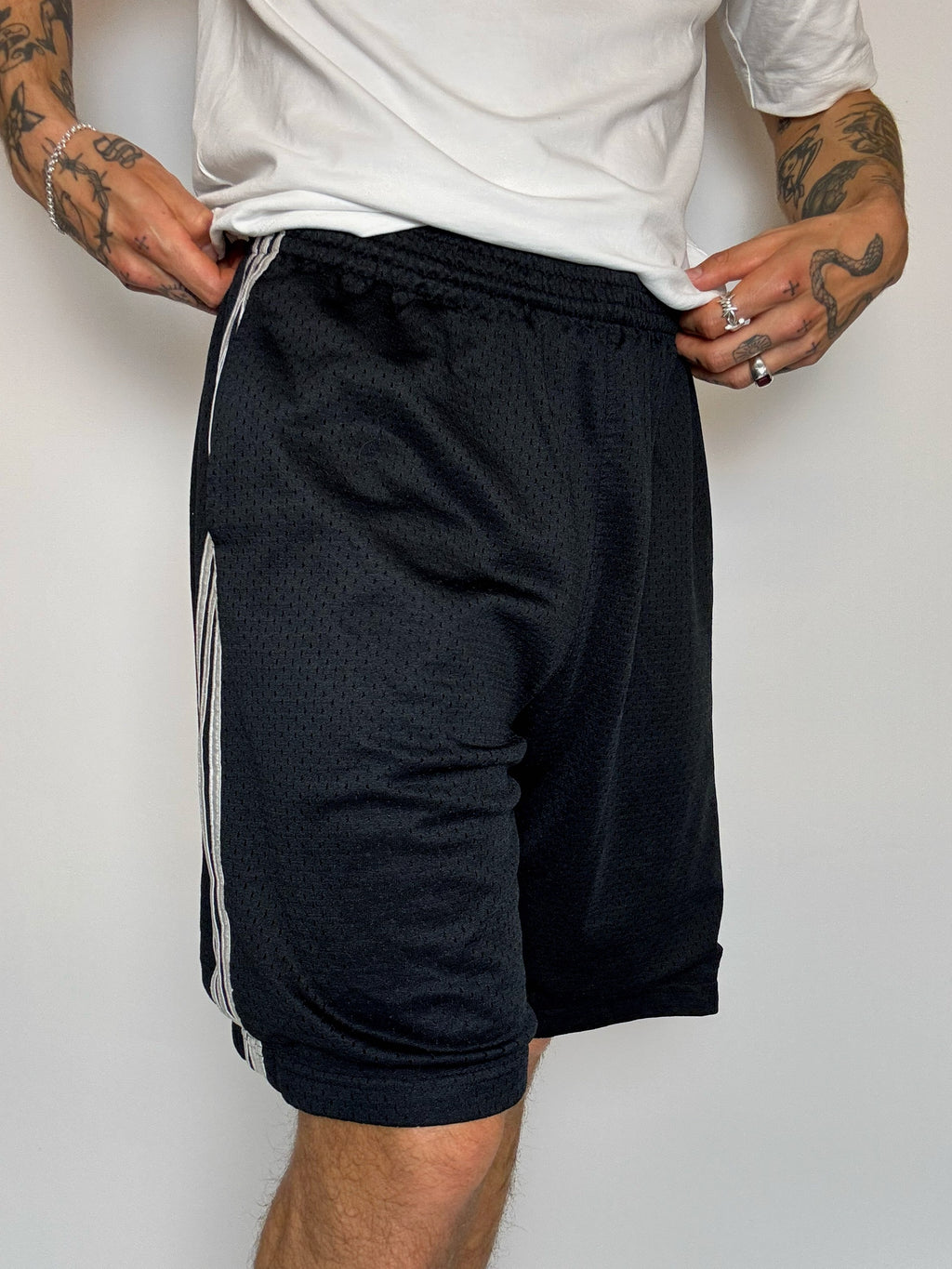 Short de sport noir ADIDAS L vintage