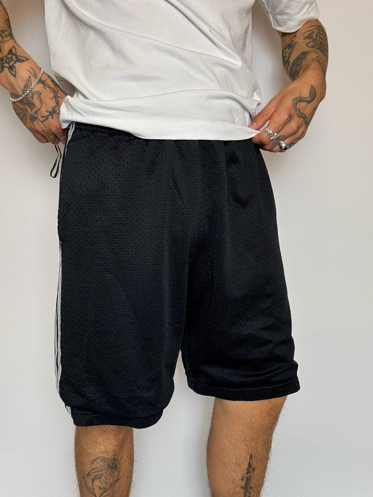 Short de sport noir ADIDAS L vintage