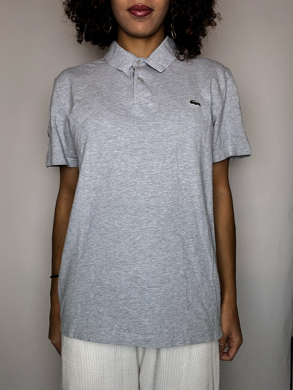 Polo manches courtes avec détail gris LACOSTE M vintage