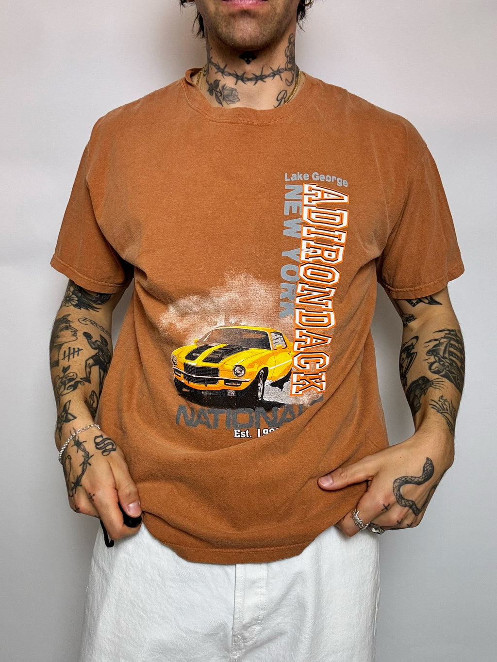 ADIRONDACK NATIONALS CAR SHOW L vintage tobacco t-shirt