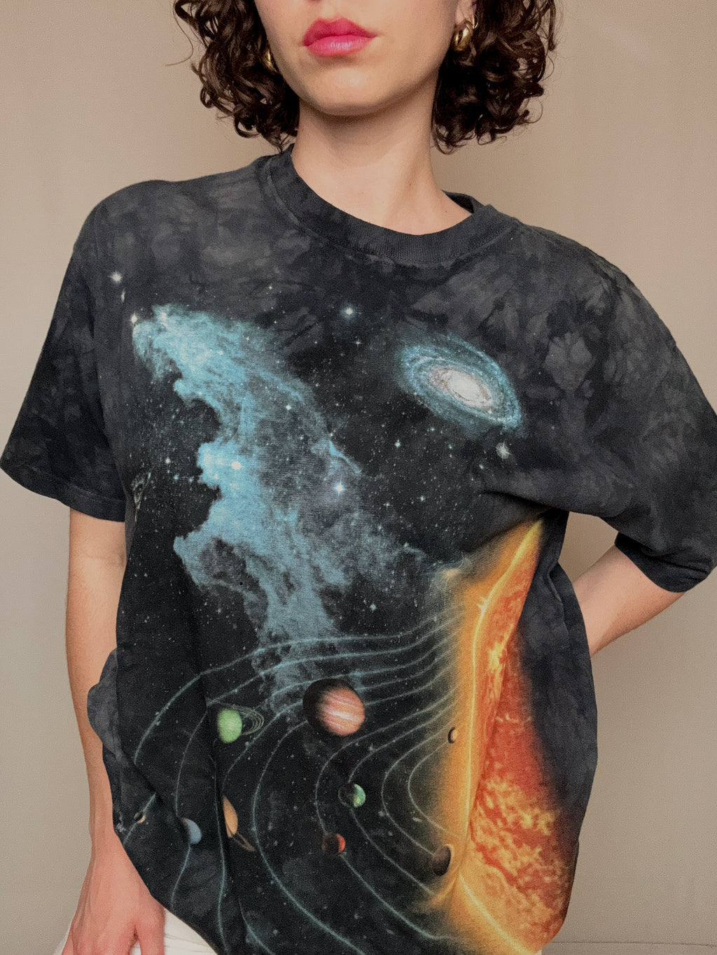 Ausgeblichenes Weltall-T-Shirt The Mountain L Vintage