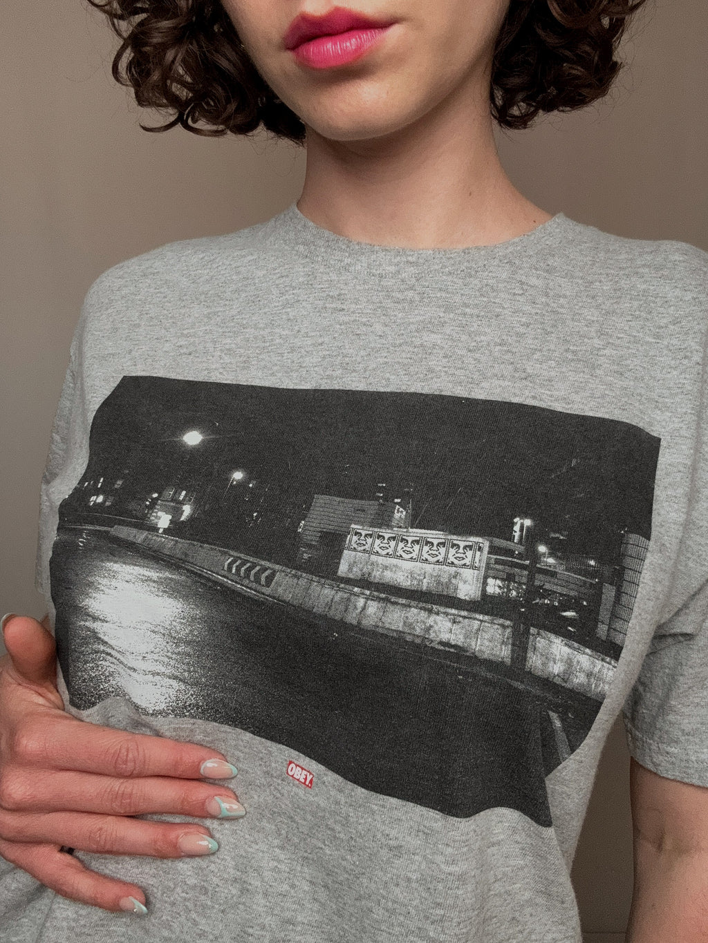 Obey gray vintage T-shirt M