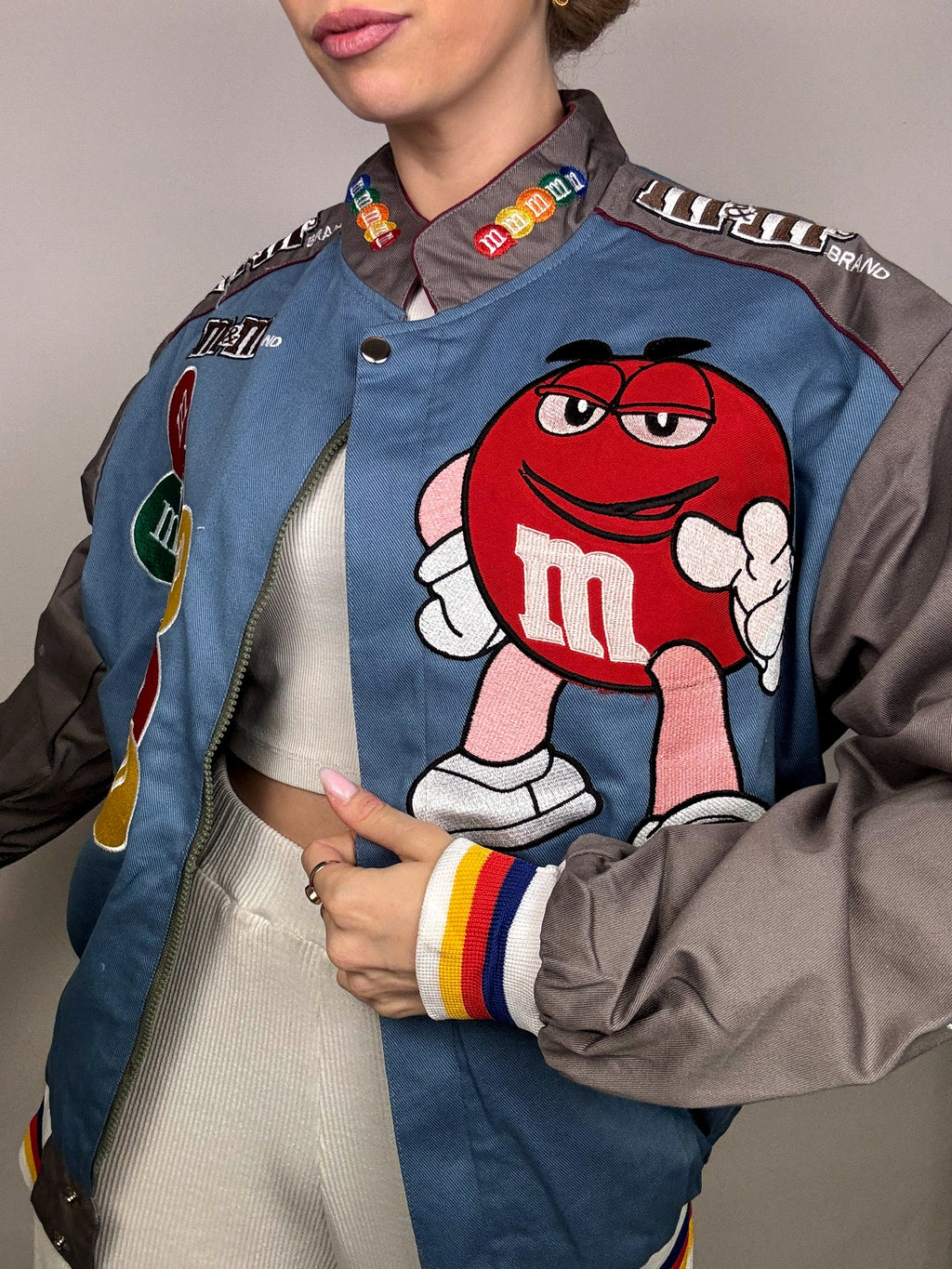 JH DESIGN x NASCAR M&amp;M's L blaue Kollektionsjacke