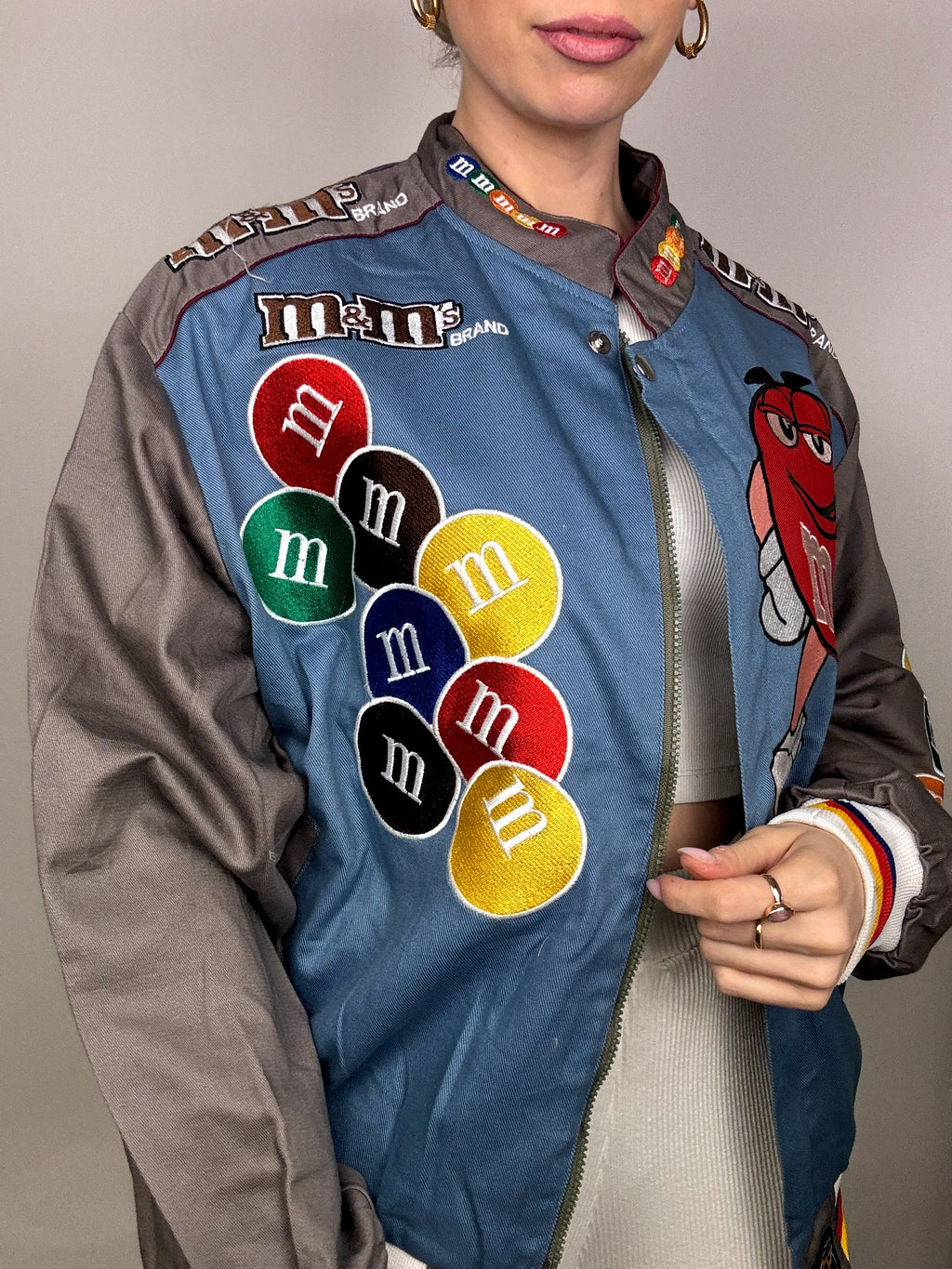JH DESIGN x NASCAR M&amp;M's L blaue Kollektionsjacke