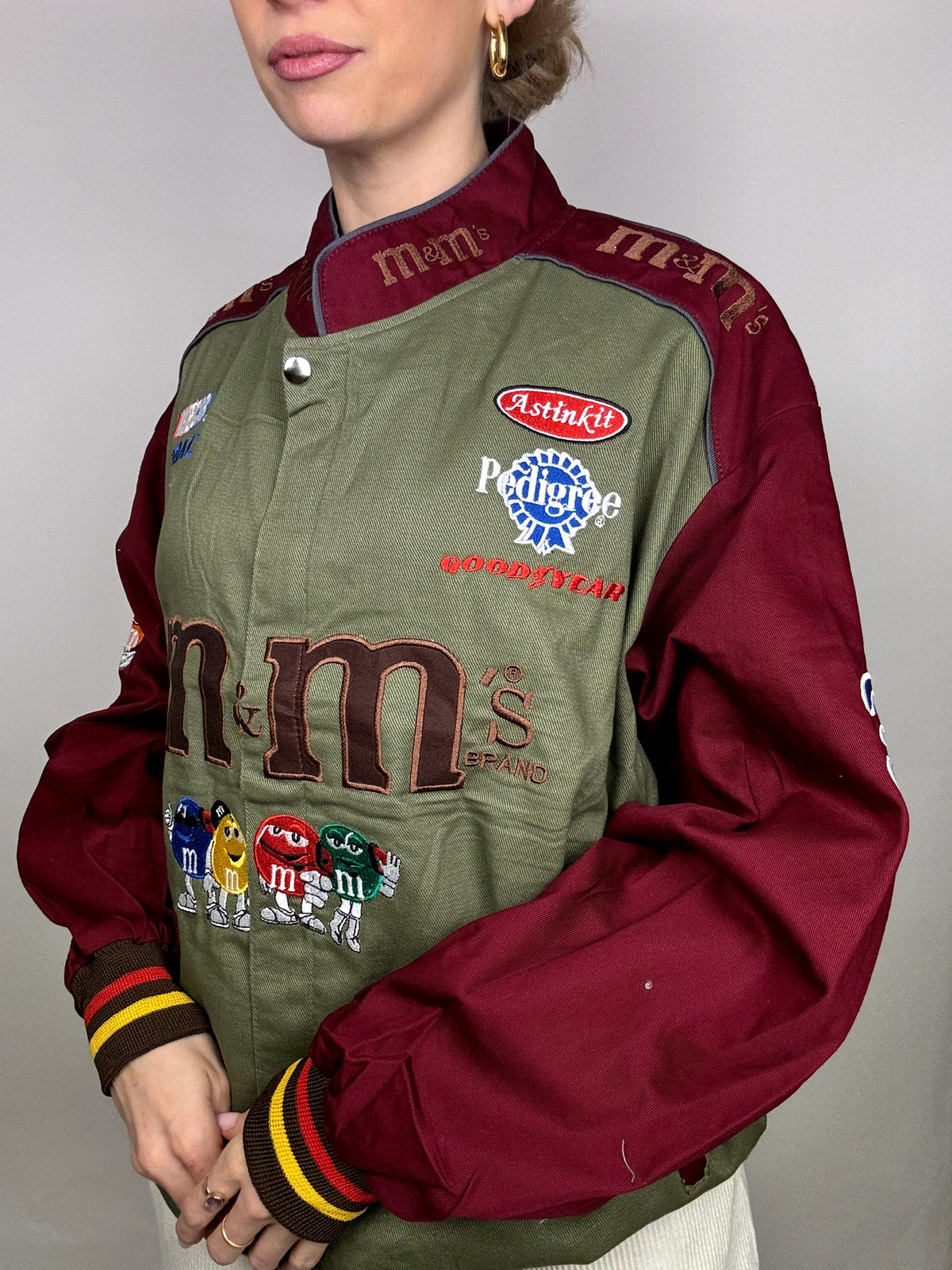 Veste de collection kaki et bordeau JH DESIGN x NASCAR M&M's XXL