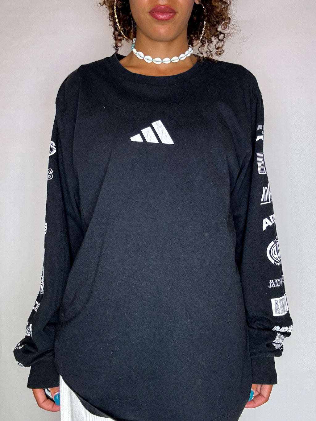 ADIDAS L vintage black long sleeve t-shirt