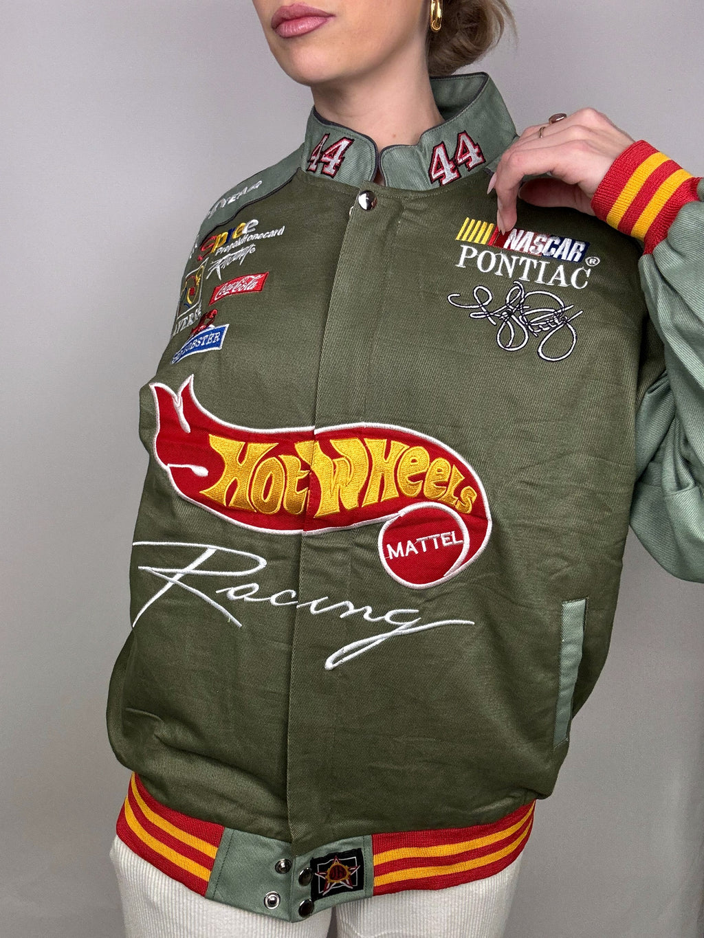 JH DESIGN x NASCAR HOTWHEELS L Khaki-Kollektionsjacke