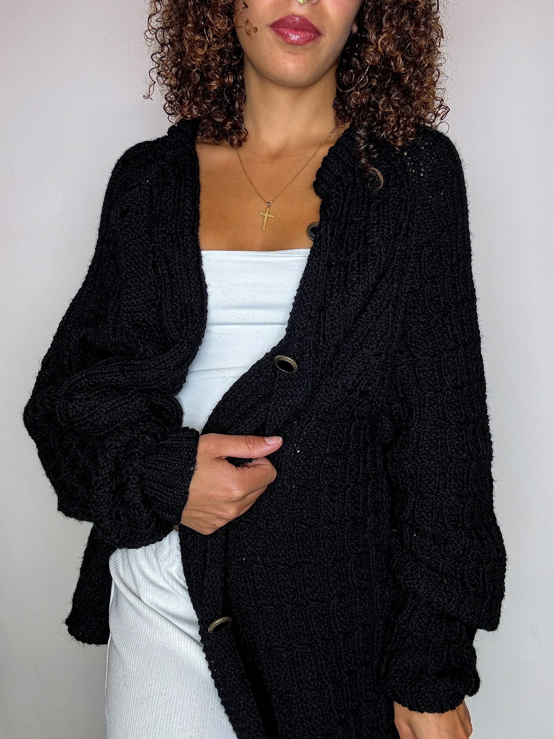 Cardigan en maille noir avec boutons bijoux XL vintage