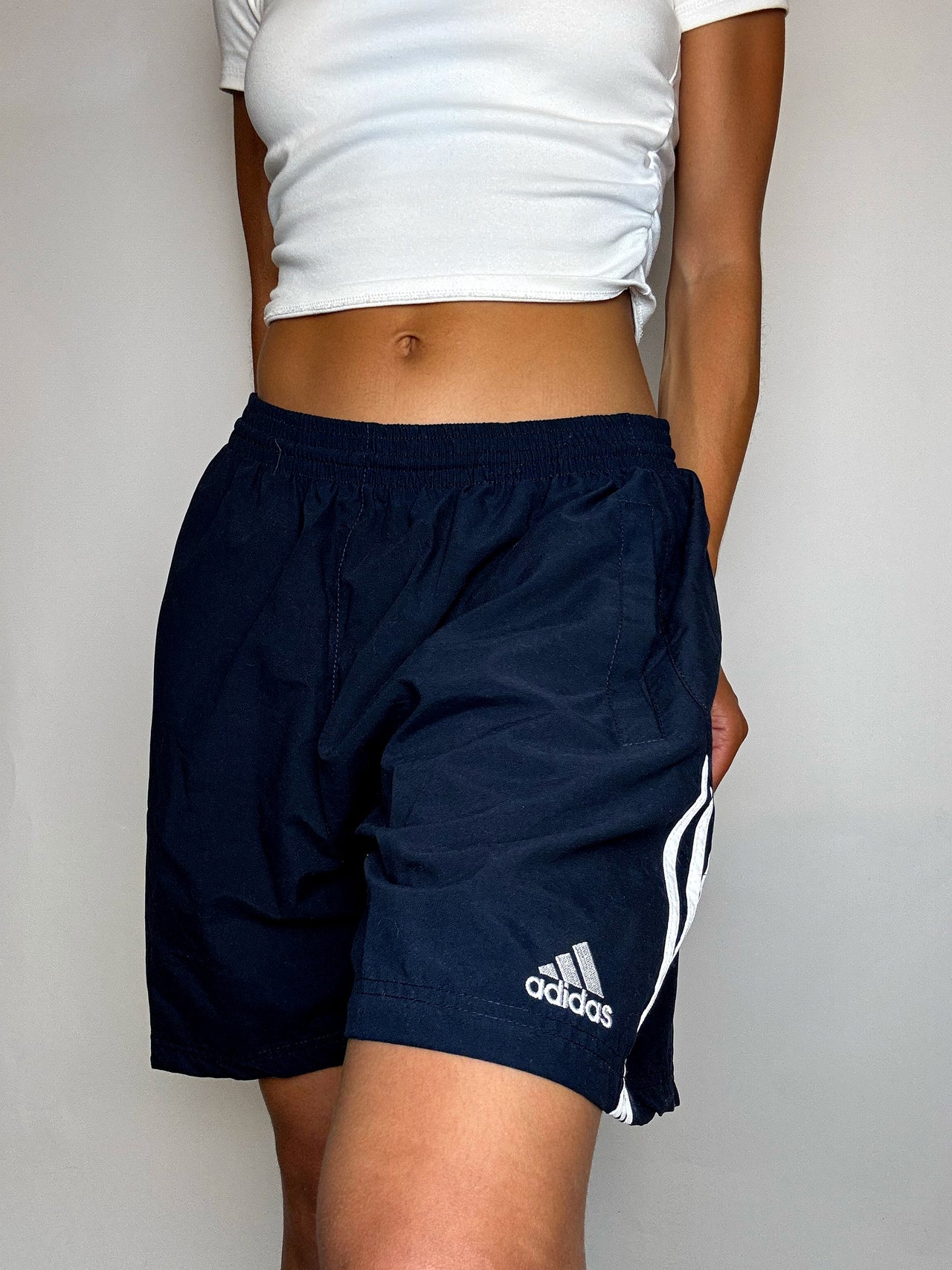Short de sport noir ADIDAS S vintage