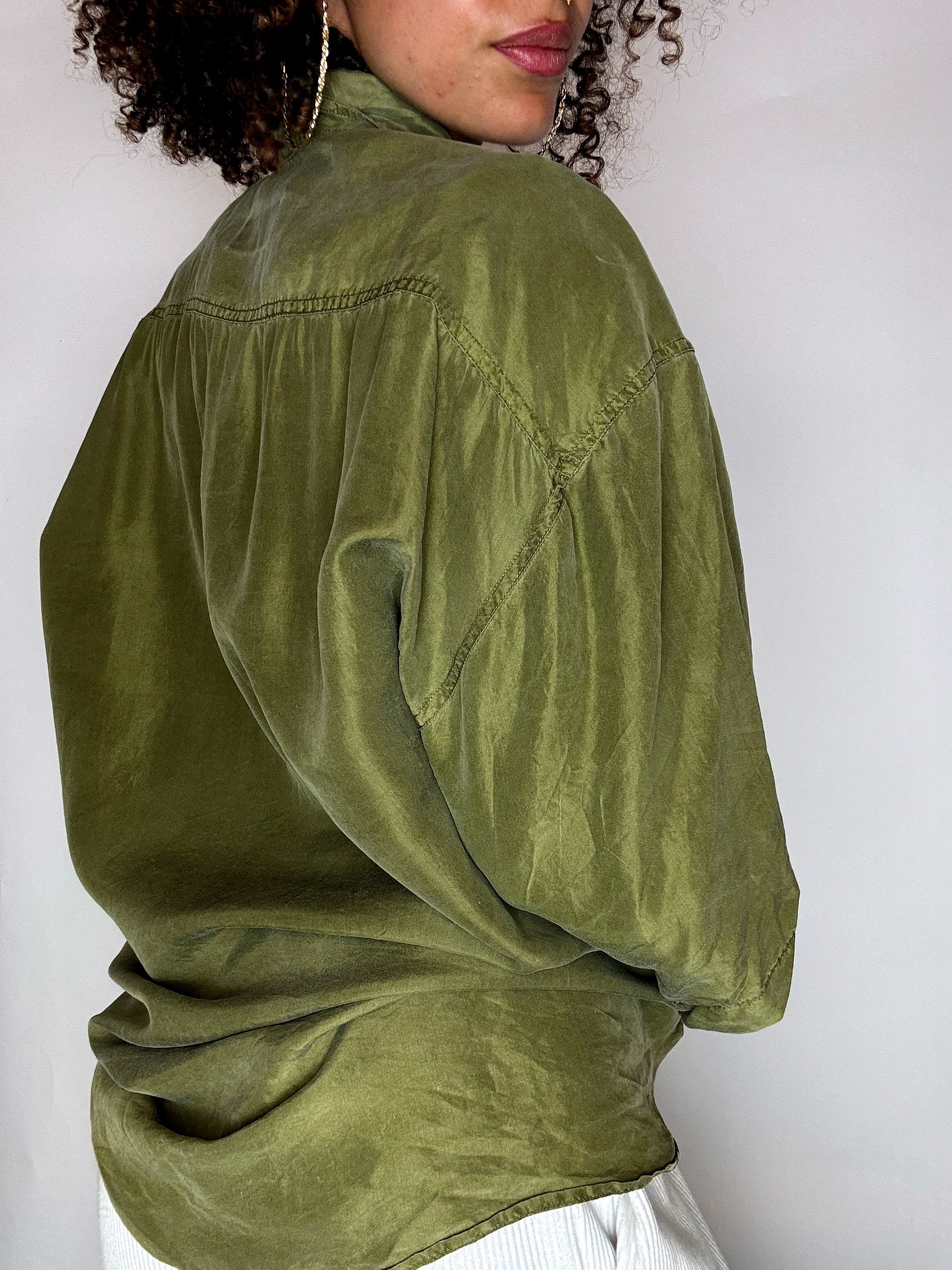 Chemise en soie kaki L vintage