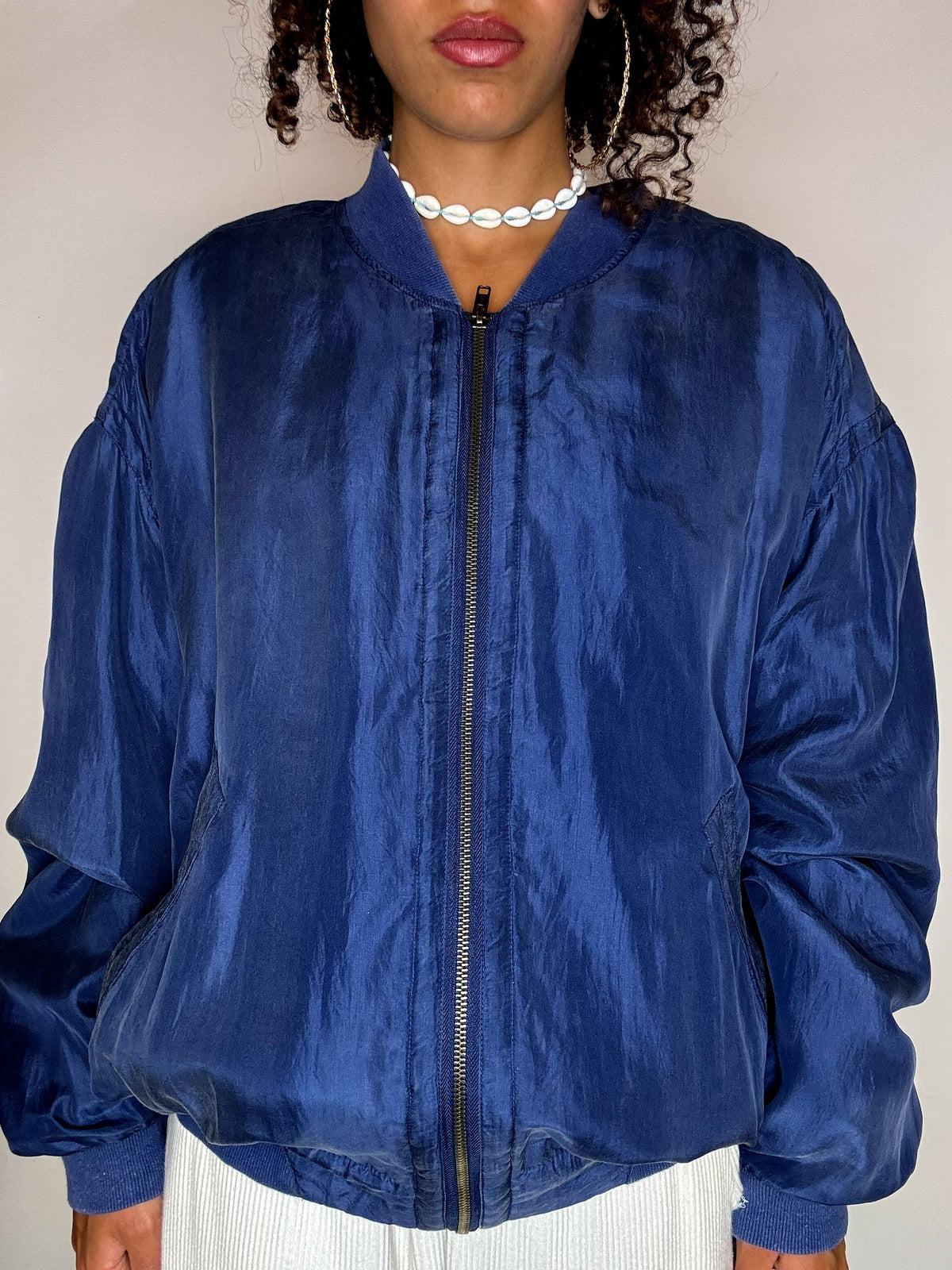 Vintage blaue Seidenbomberjacke, Größe M 
