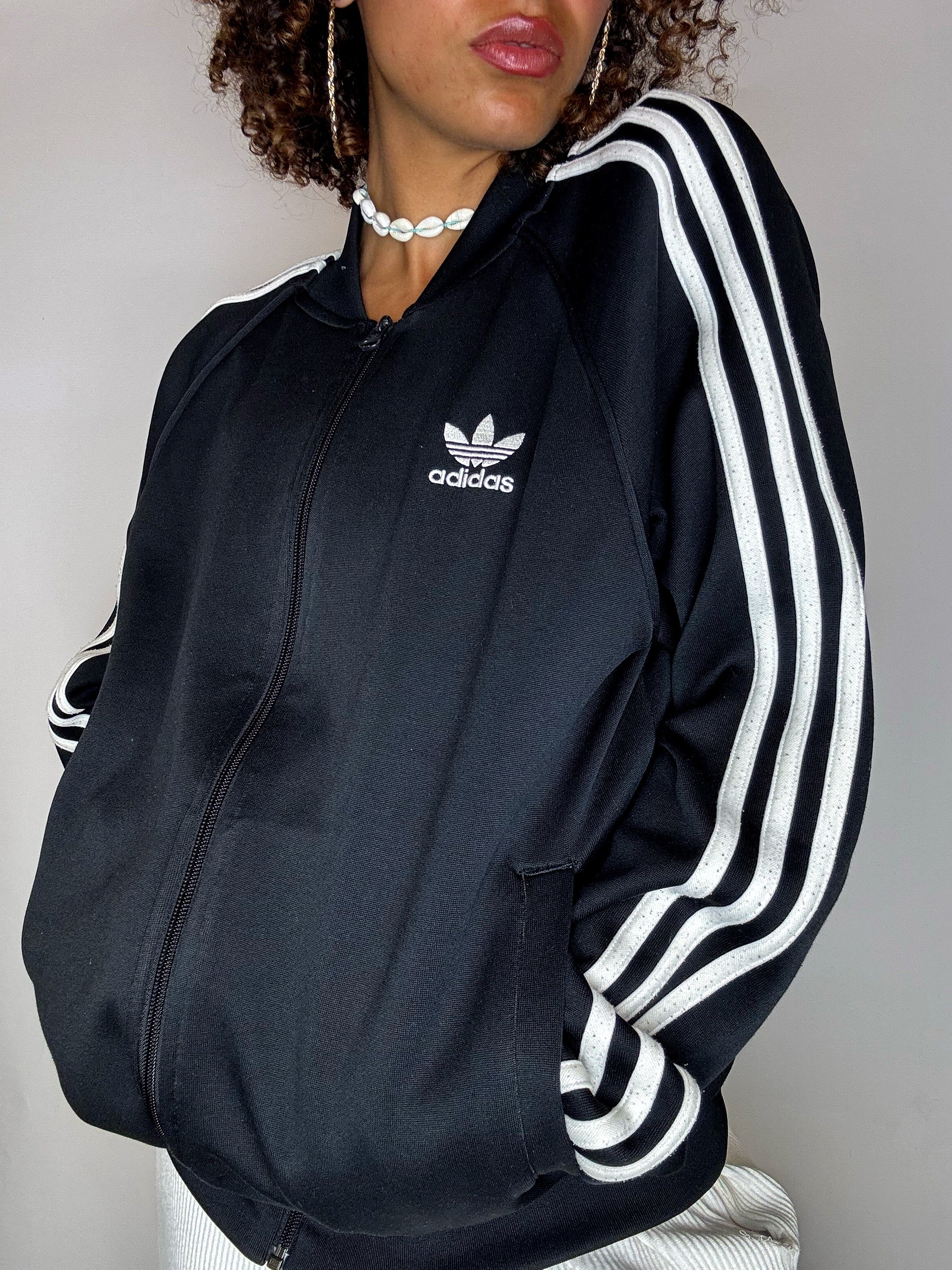 Vintage Adidas Sportjacke (Größe M/L)