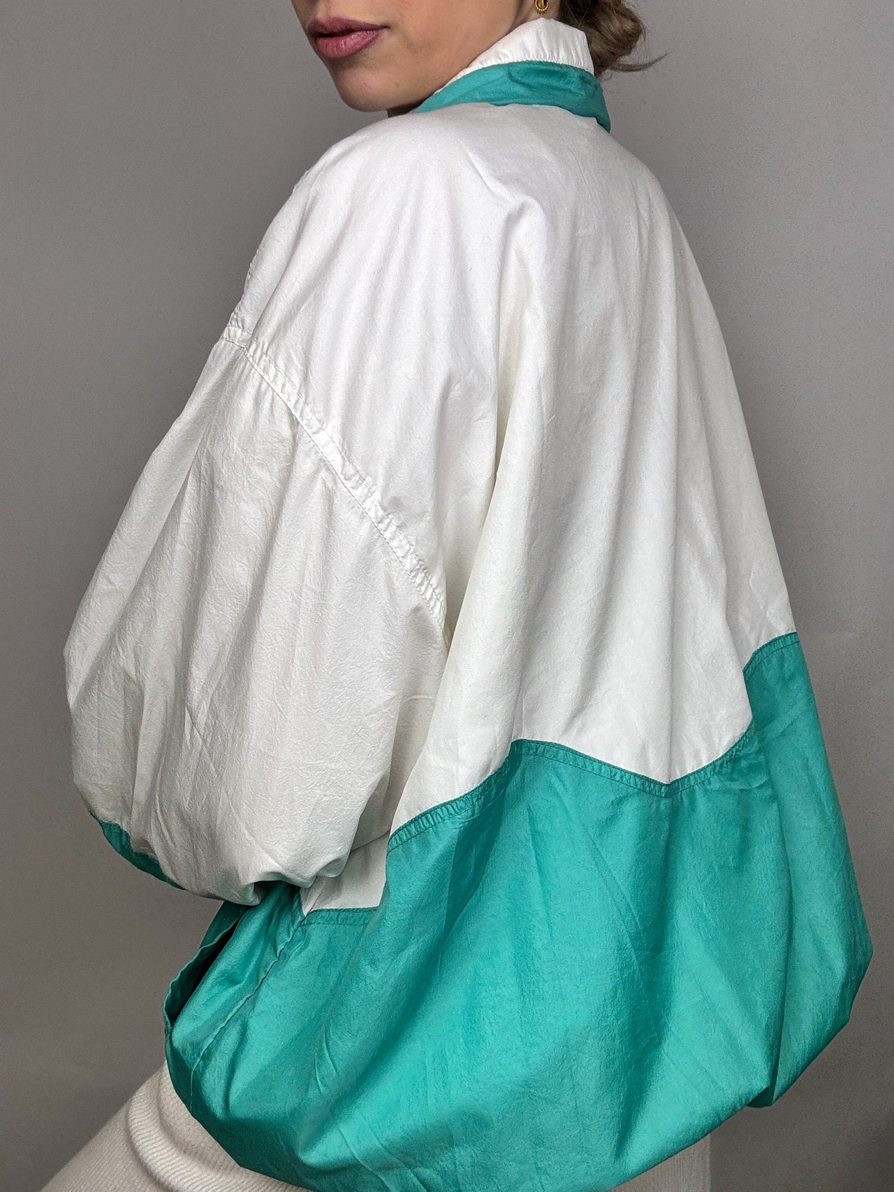 ELLESSE XL Vintage White and Turquoise Nylon Jacket