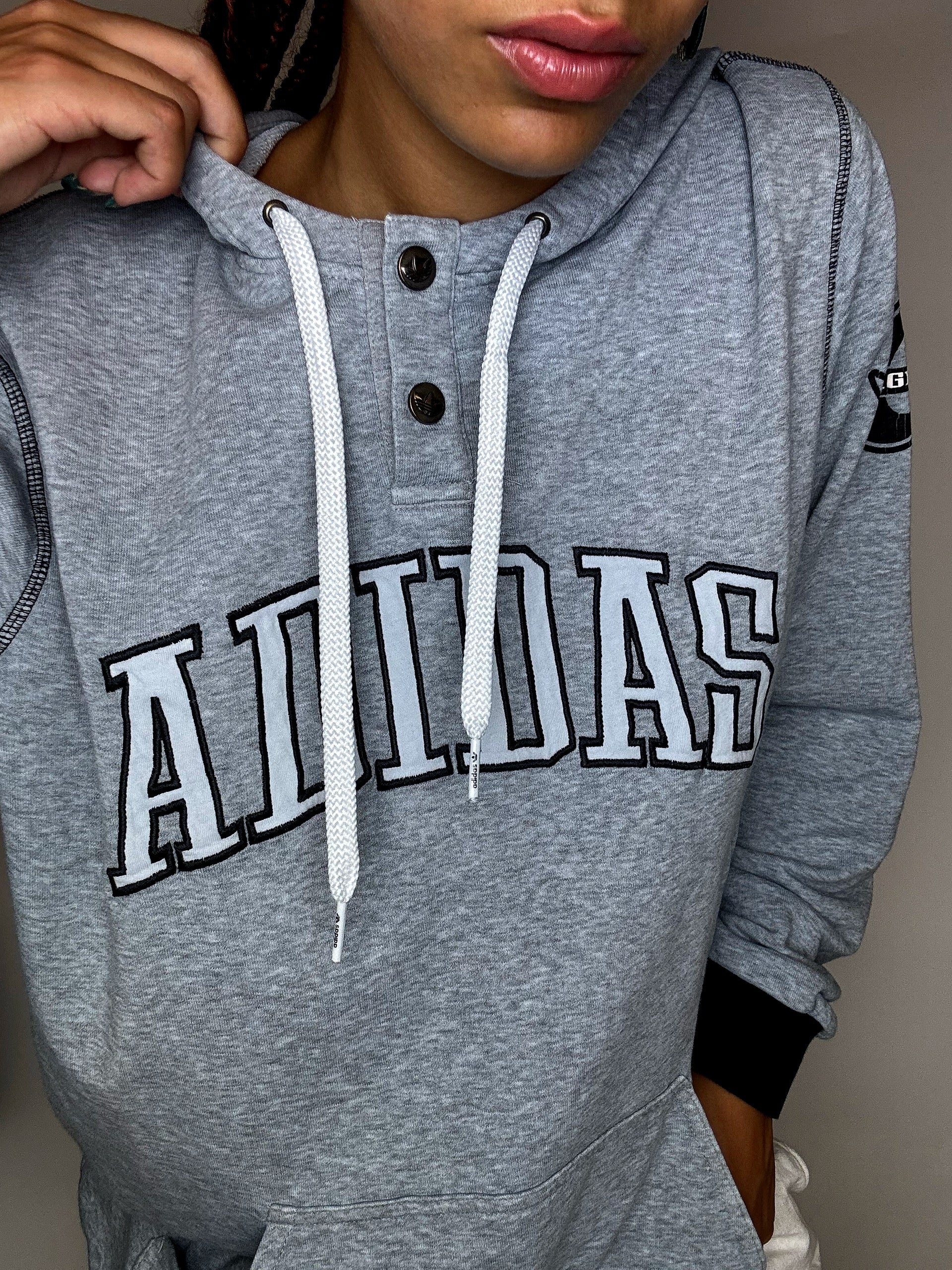 Vintage Großer Grauer Adidas Hoodie