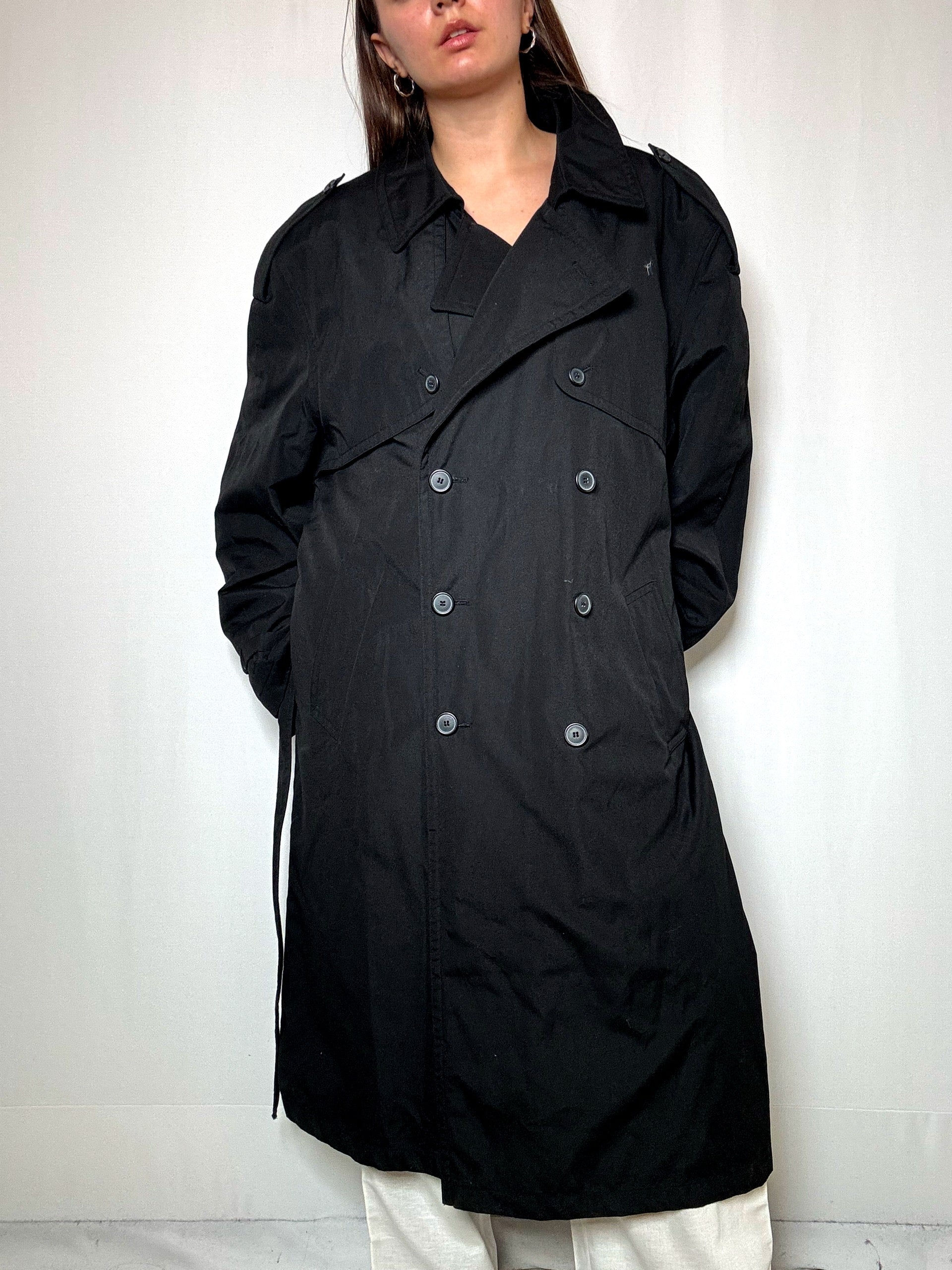 Vintage black thick trench coat XL